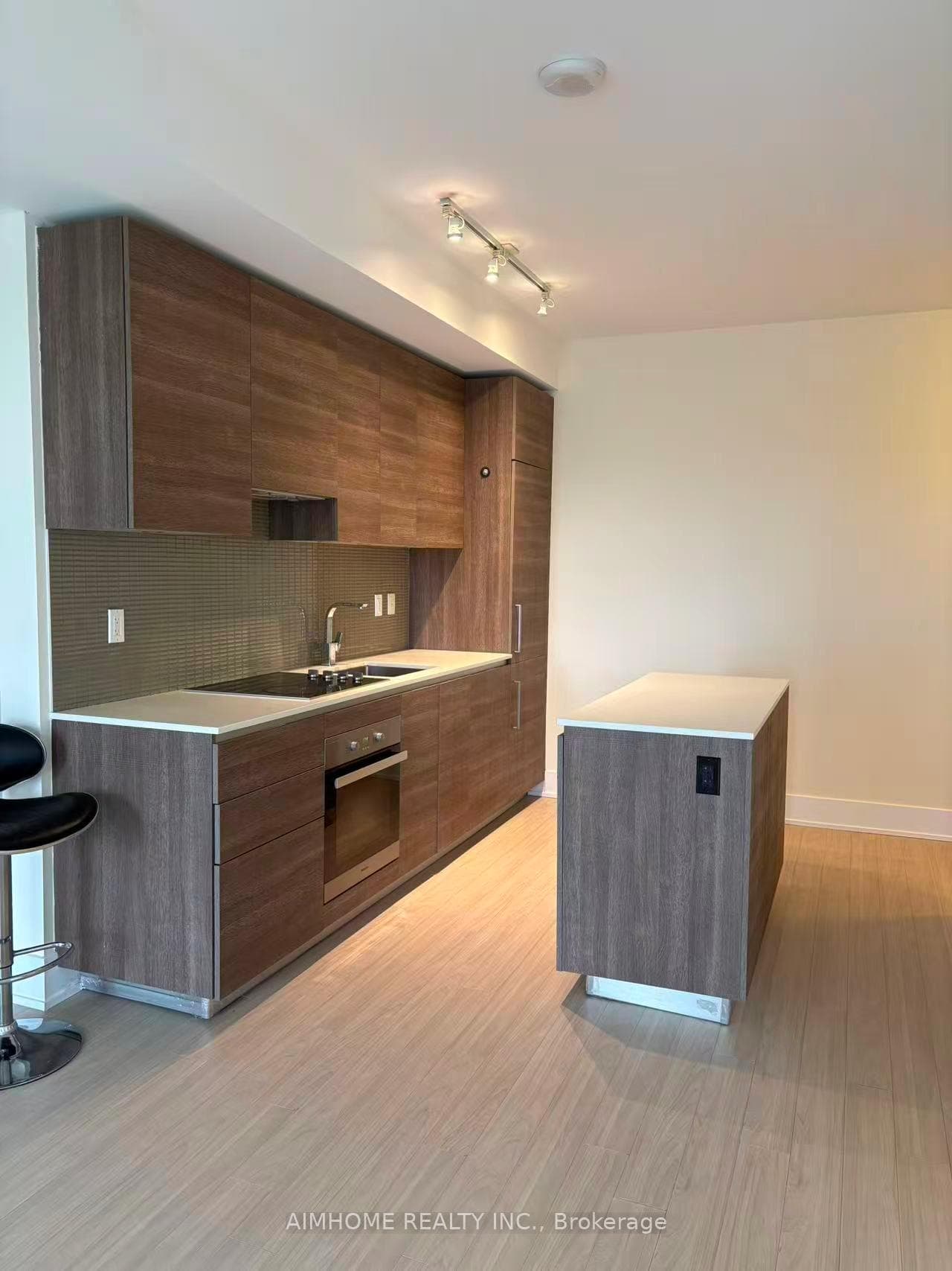 200 Bloor Street Unit 1507 photo 6