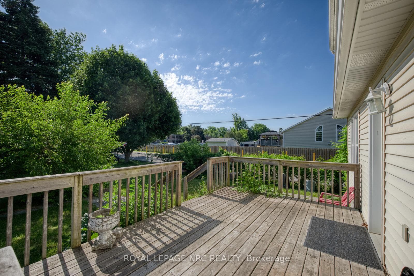3090 Dorchester Road photo 6
