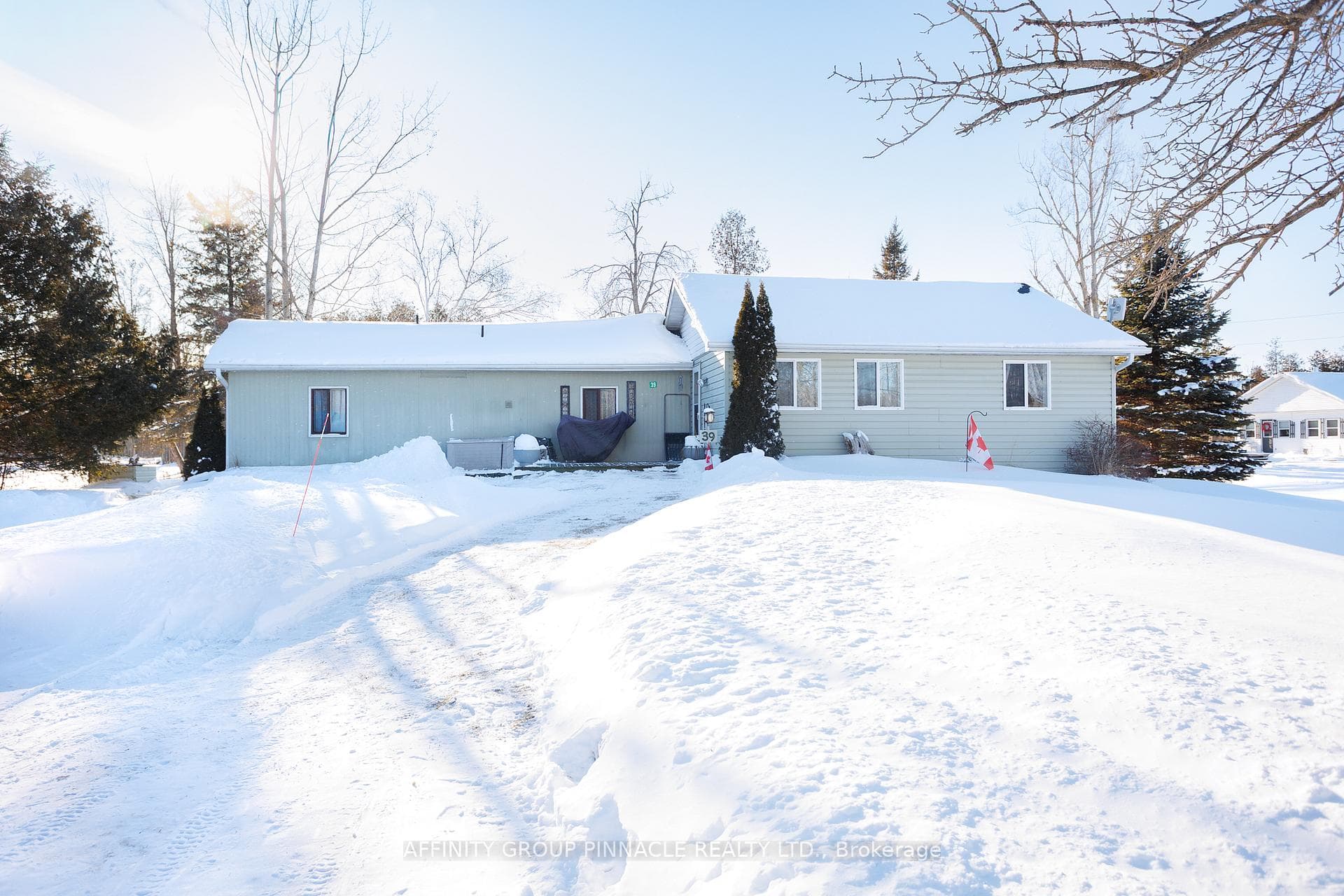 39 Ash Loop Street photo 2