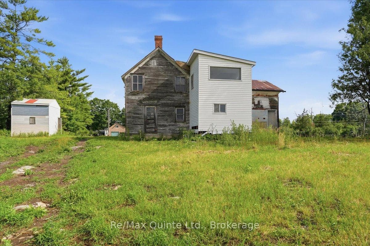 812 Enright Road photo 24