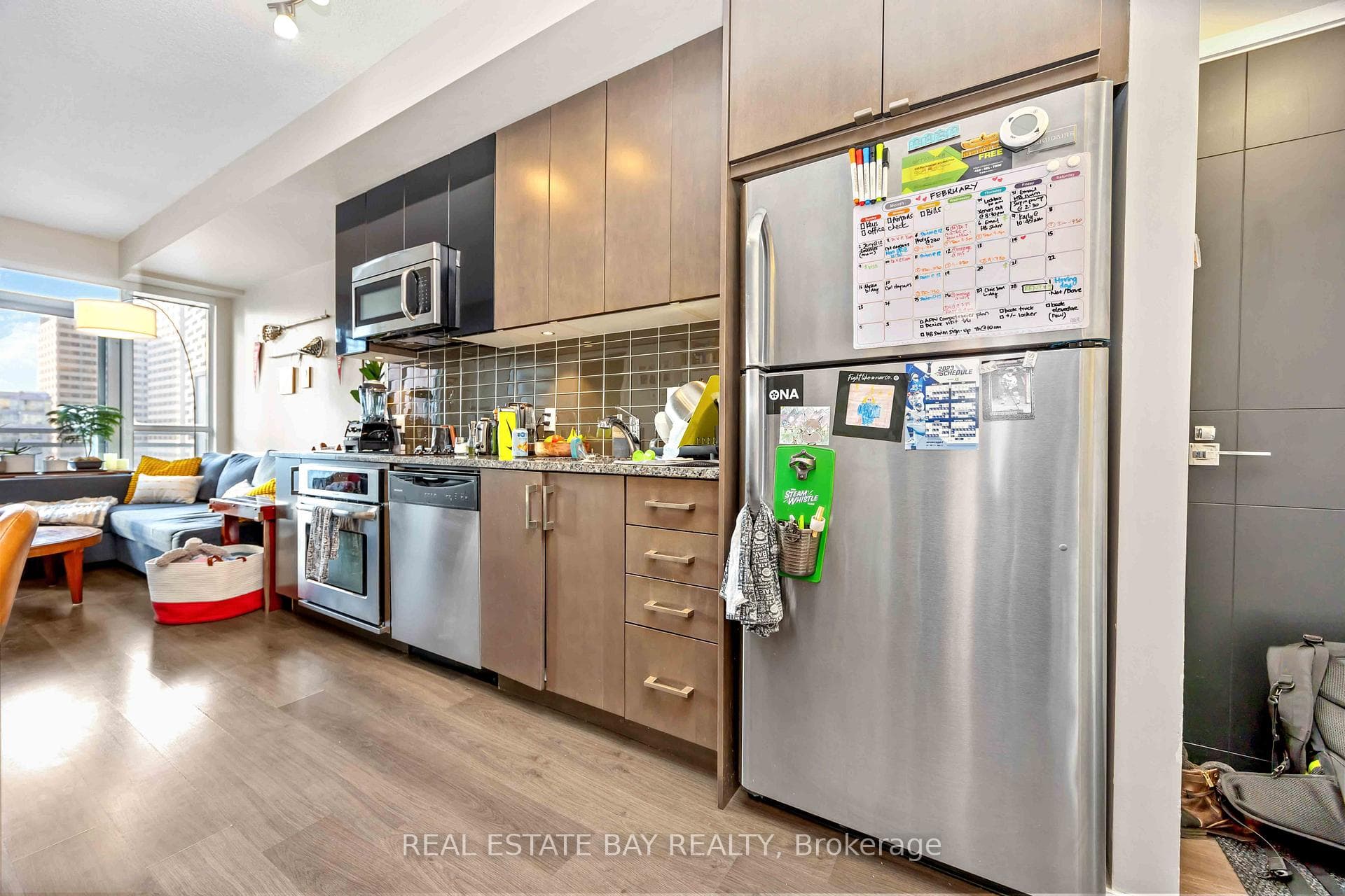 89 DUNFIELD Avenue Unit 1101 photo 3