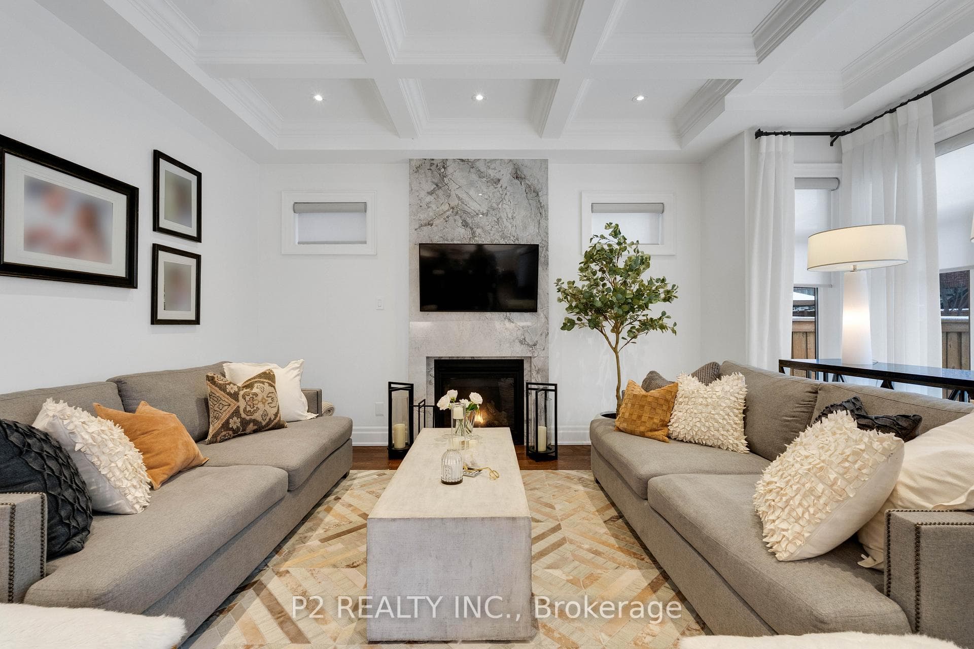 10 King Boulevard photo 9