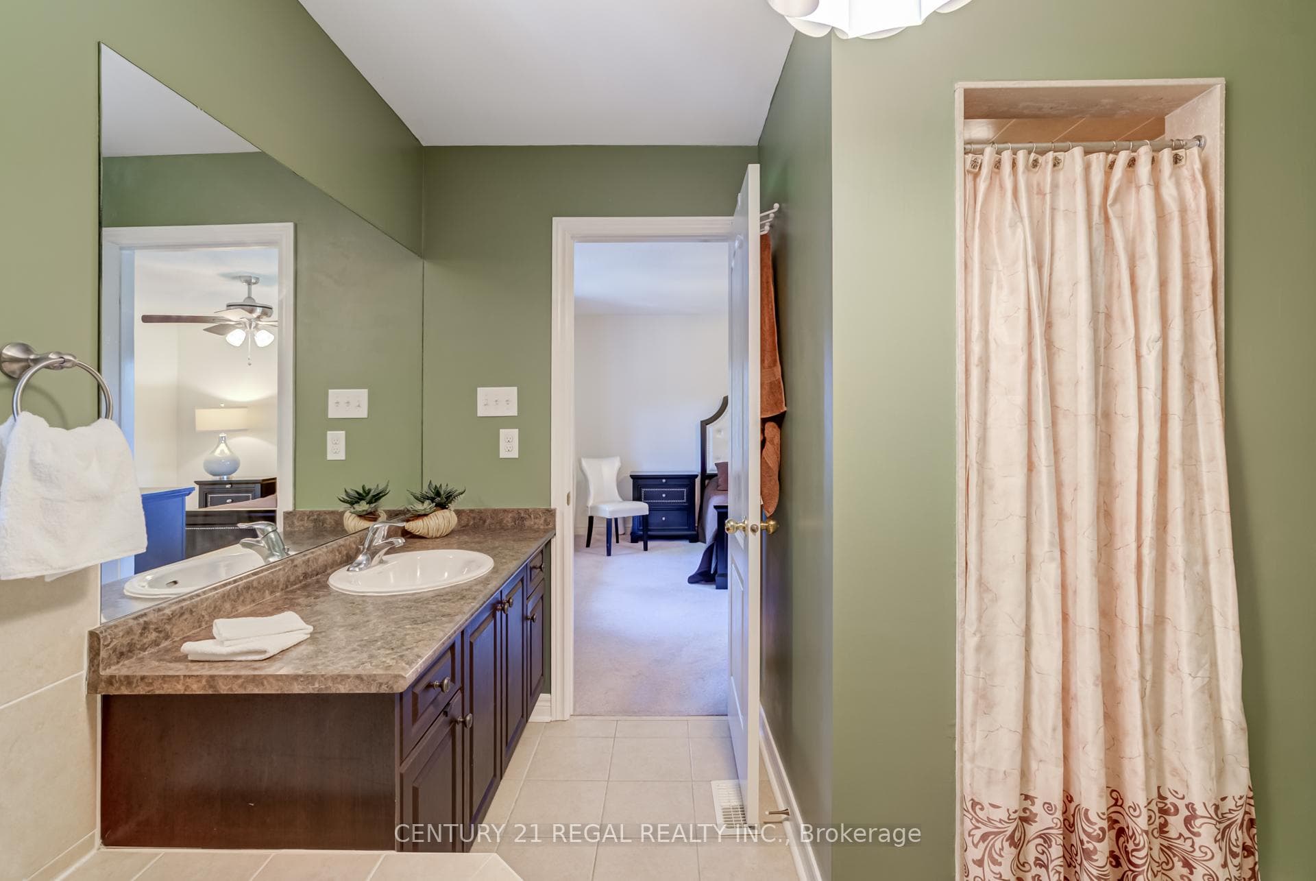 4 Hayfield Avenue photo 16