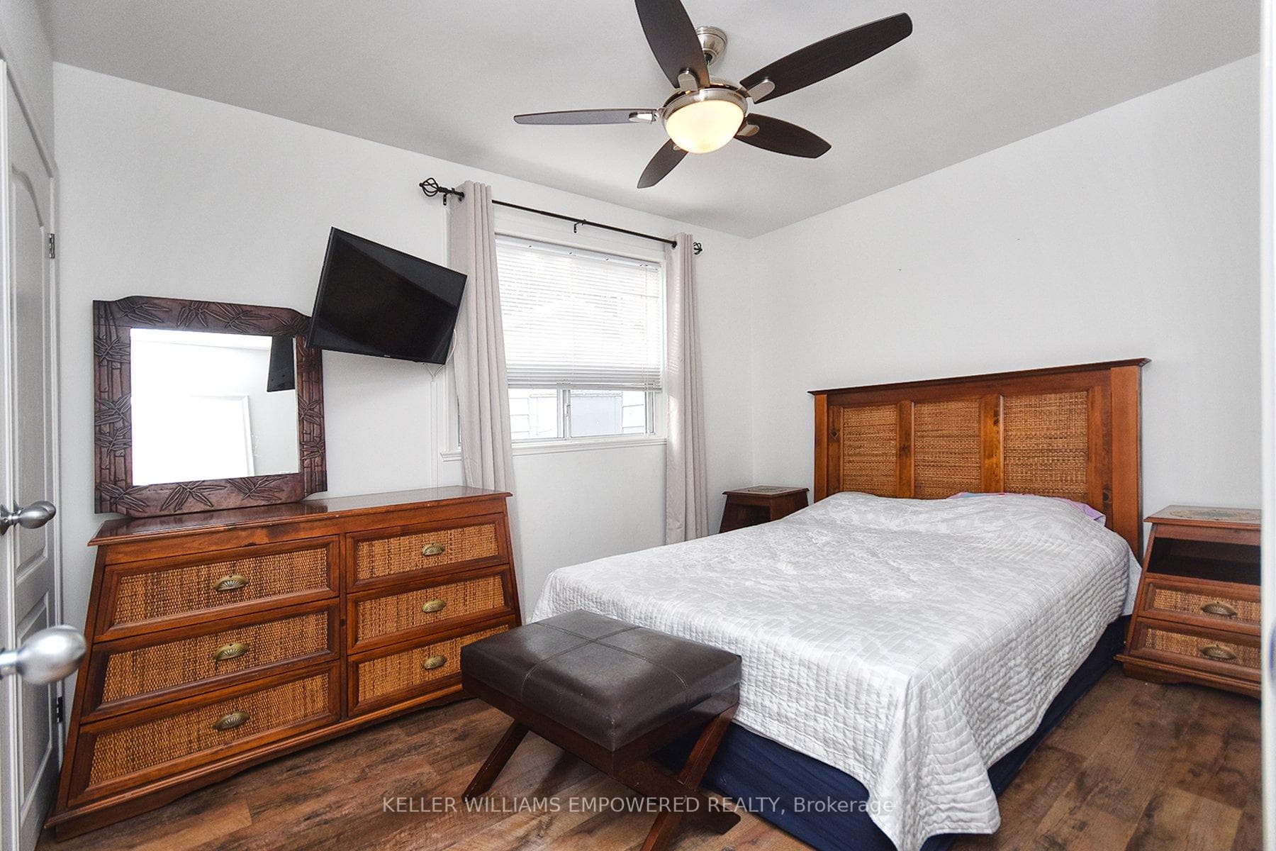 33 Patrick Drive photo 13