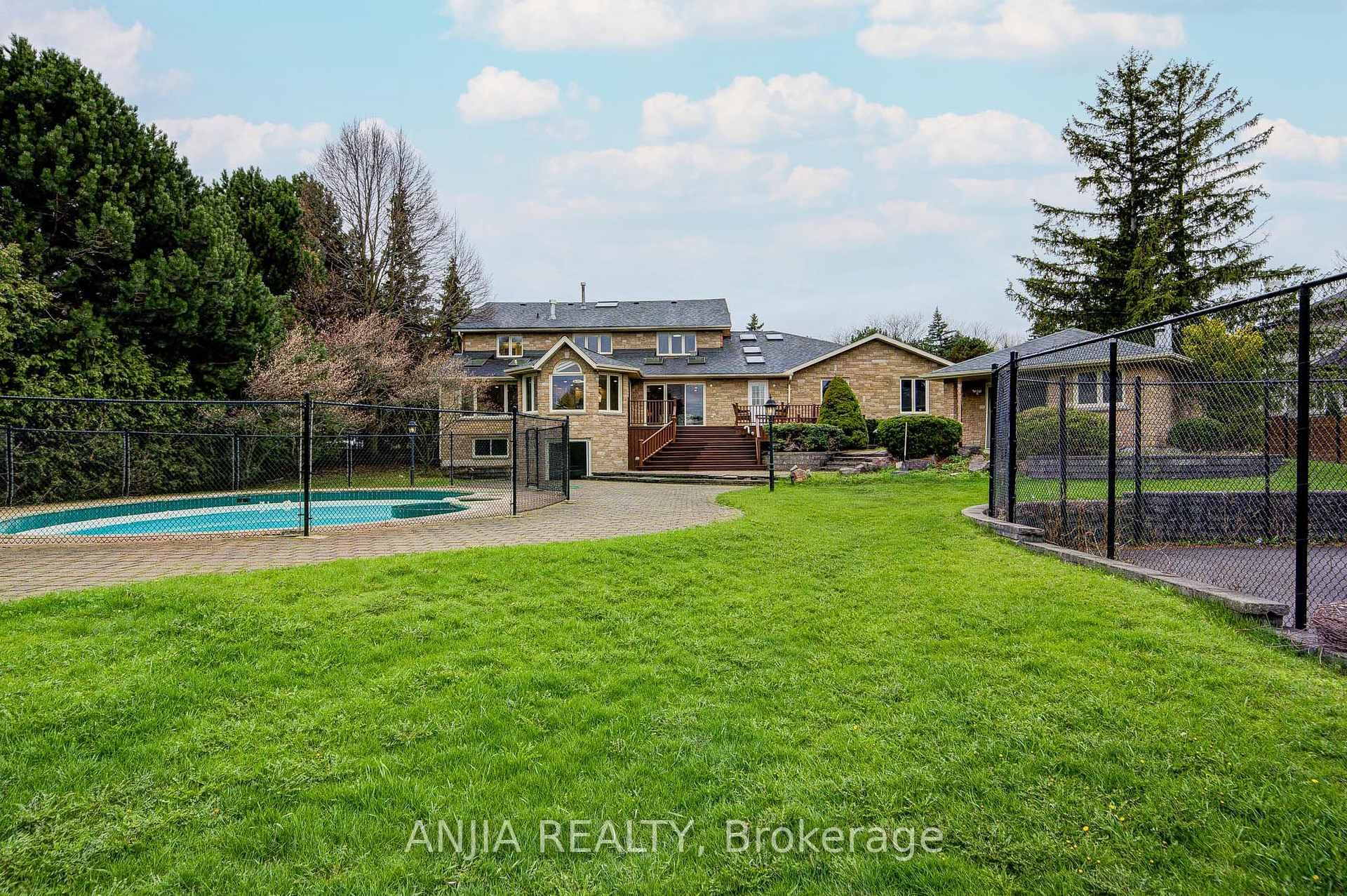 20 Country Estates Drive photo 48