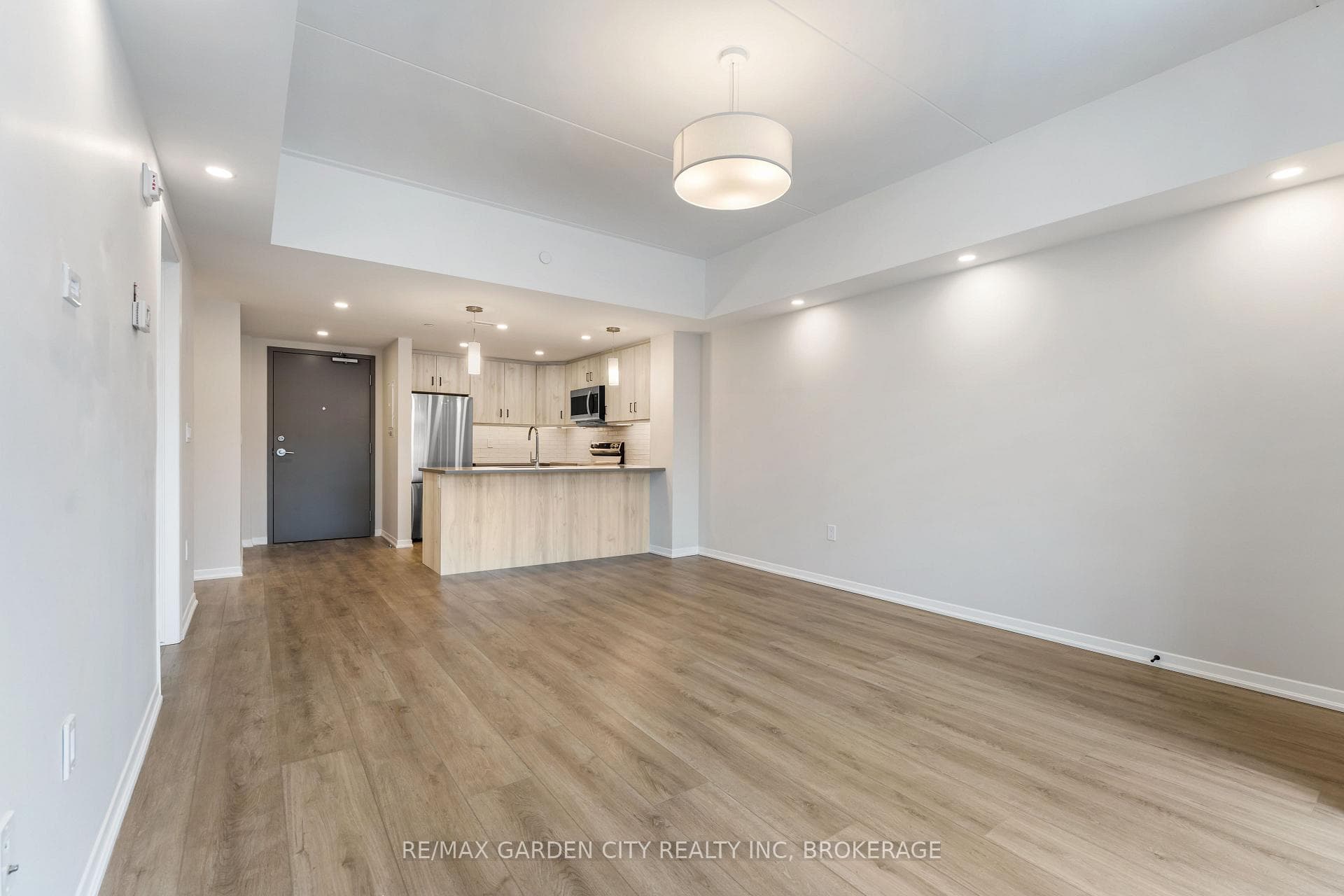 3998 Victoria Avenue Unit 110 photo 11