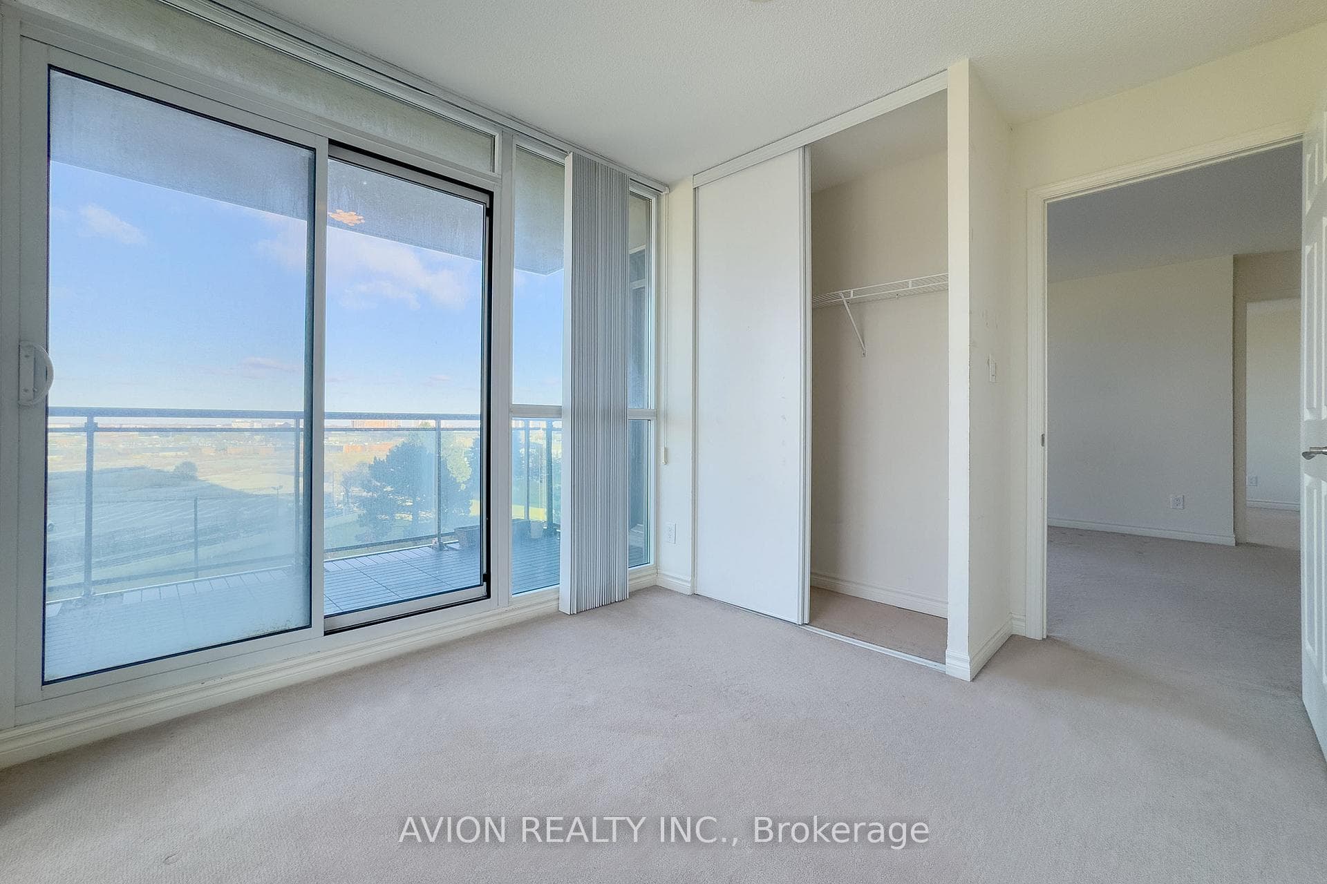88 Grangeway Avenue Unit 605 photo 12