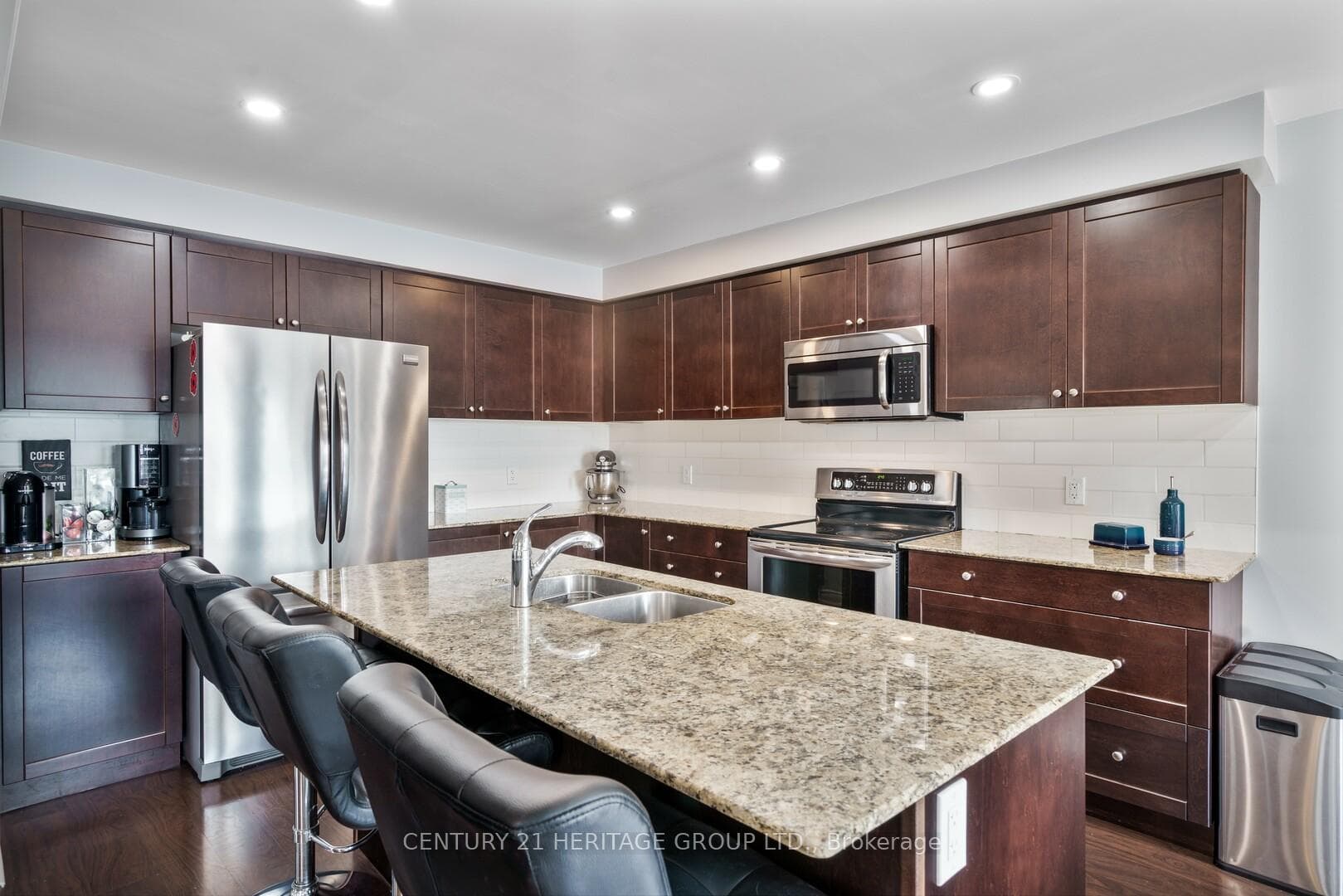 107 Rutherford Road photo 8