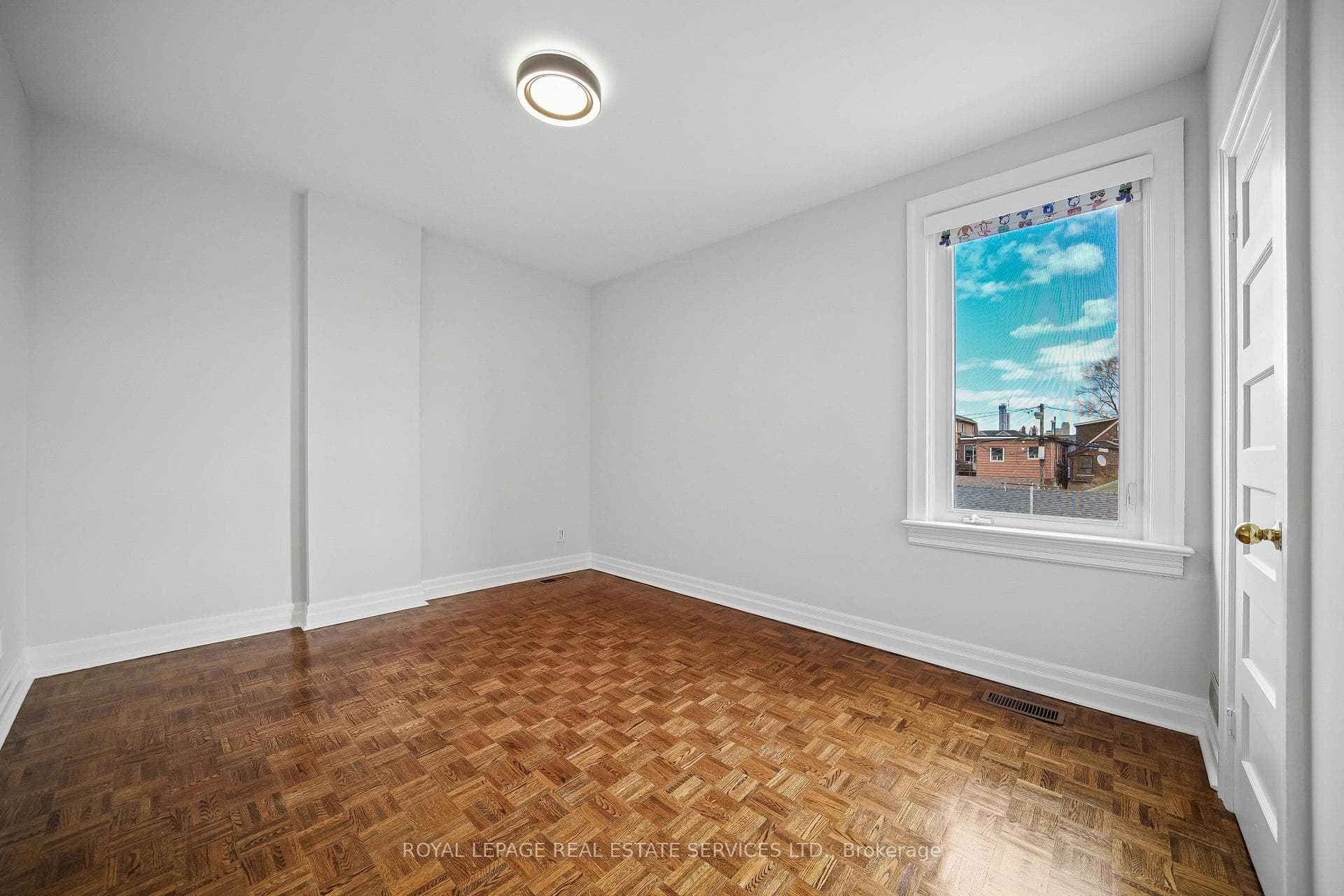 577 Ossington Avenue photo 21