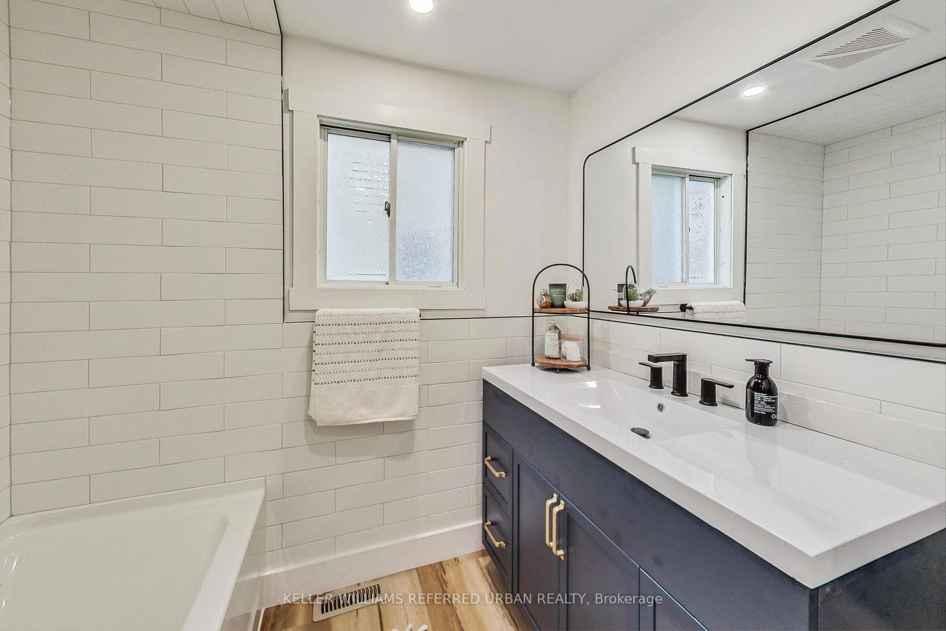 206 Burns Circle photo 14
