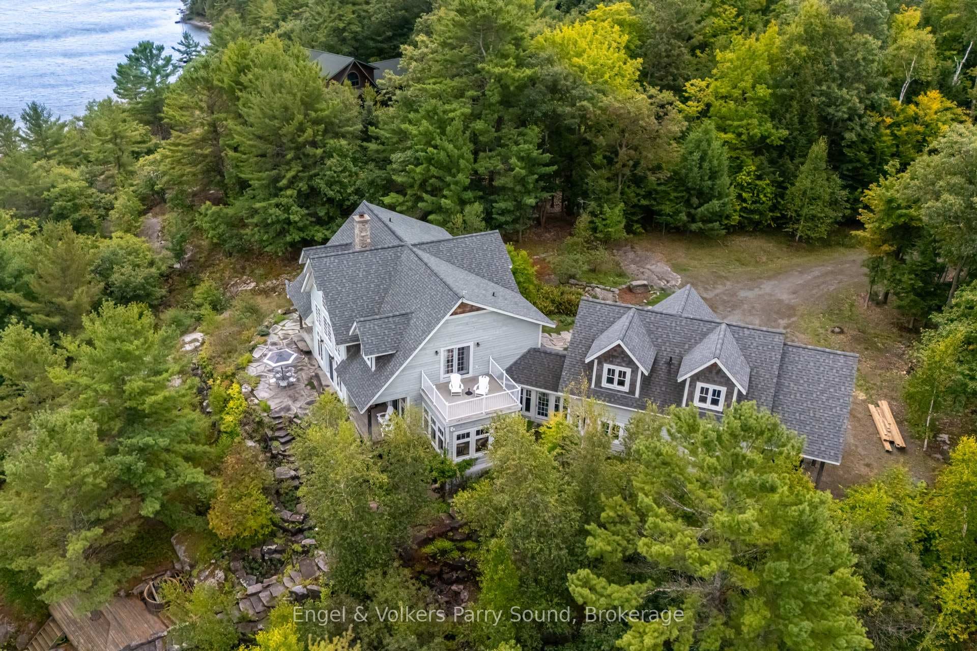 22 Beacon Point Drive photo 5