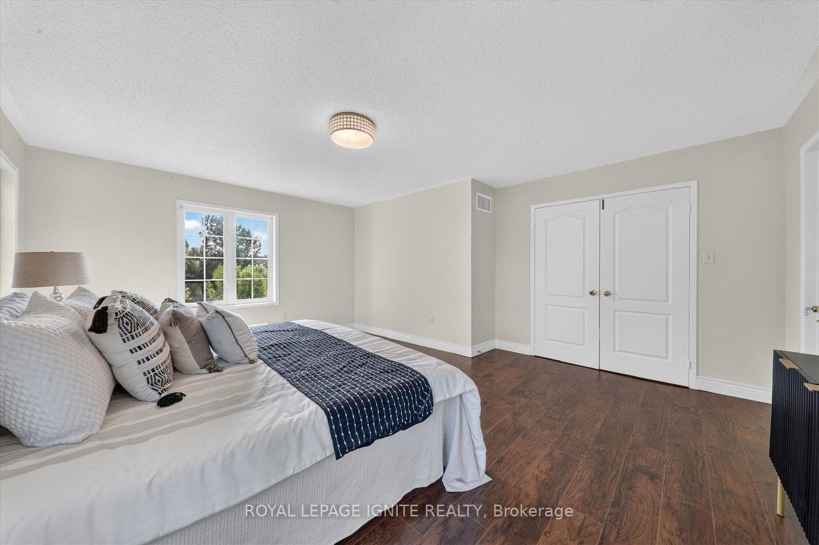 57 Armitage Crescent photo 26