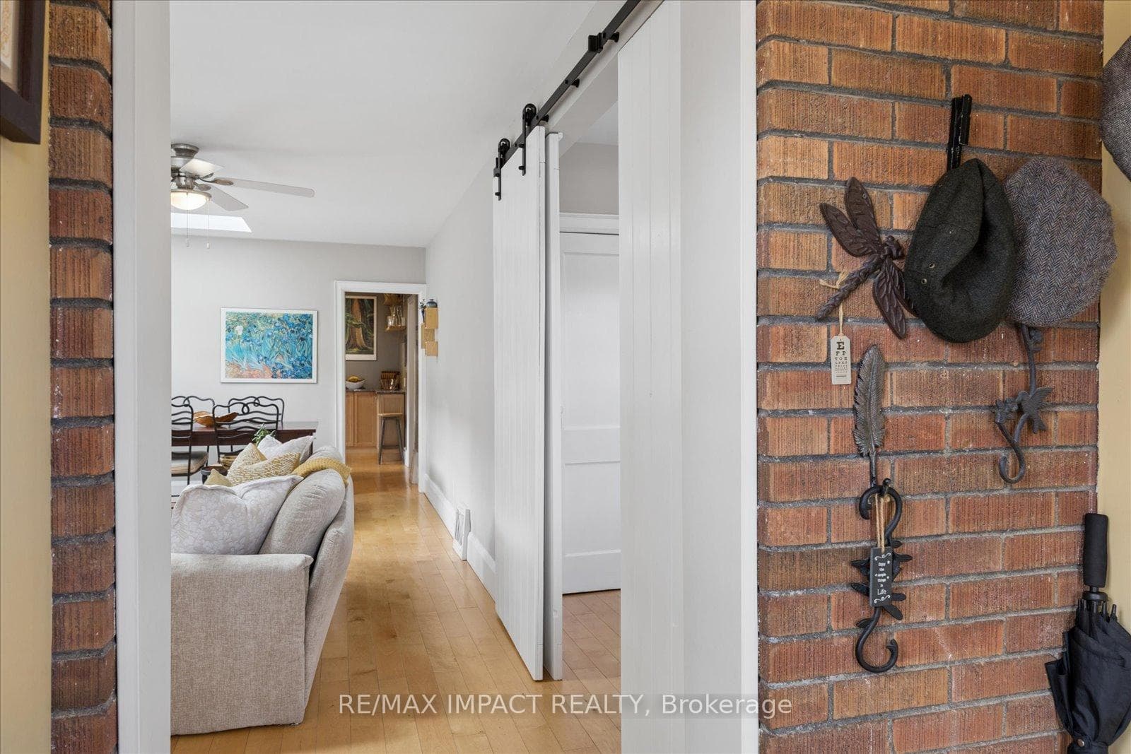 620 Christie Avenue photo 4