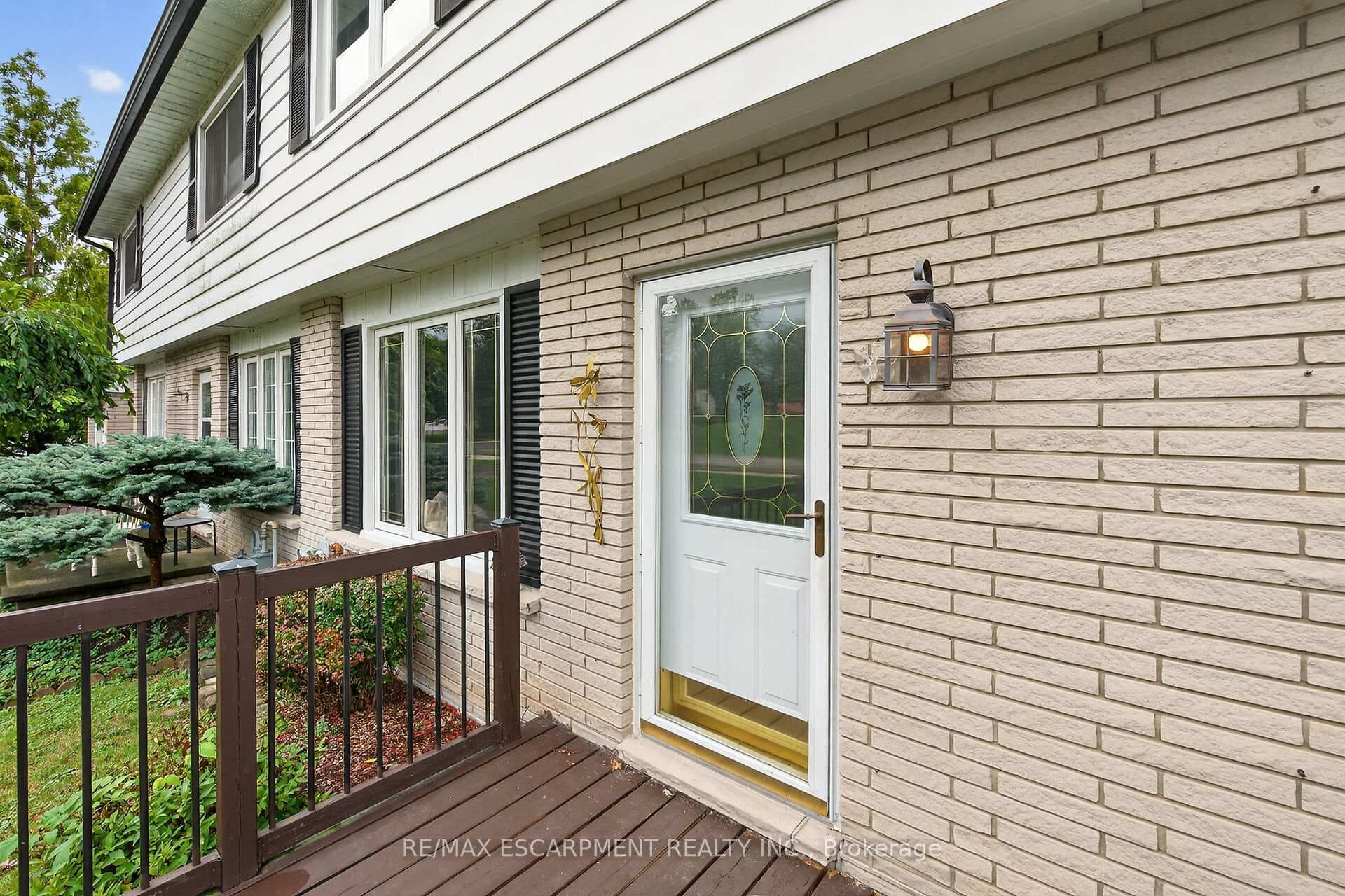 35B Seneca Street photo 6
