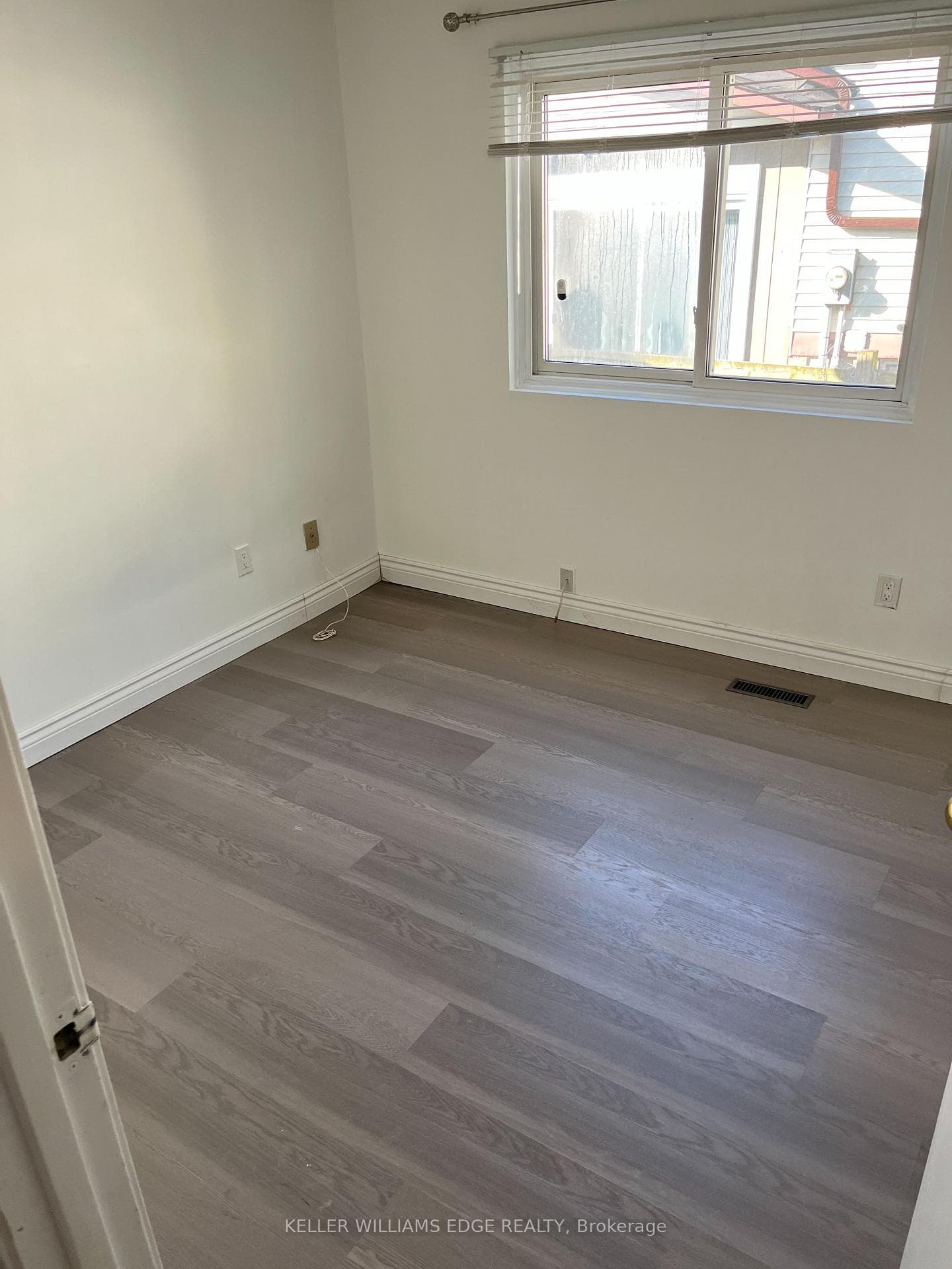 2233 Manchester Drive photo 7