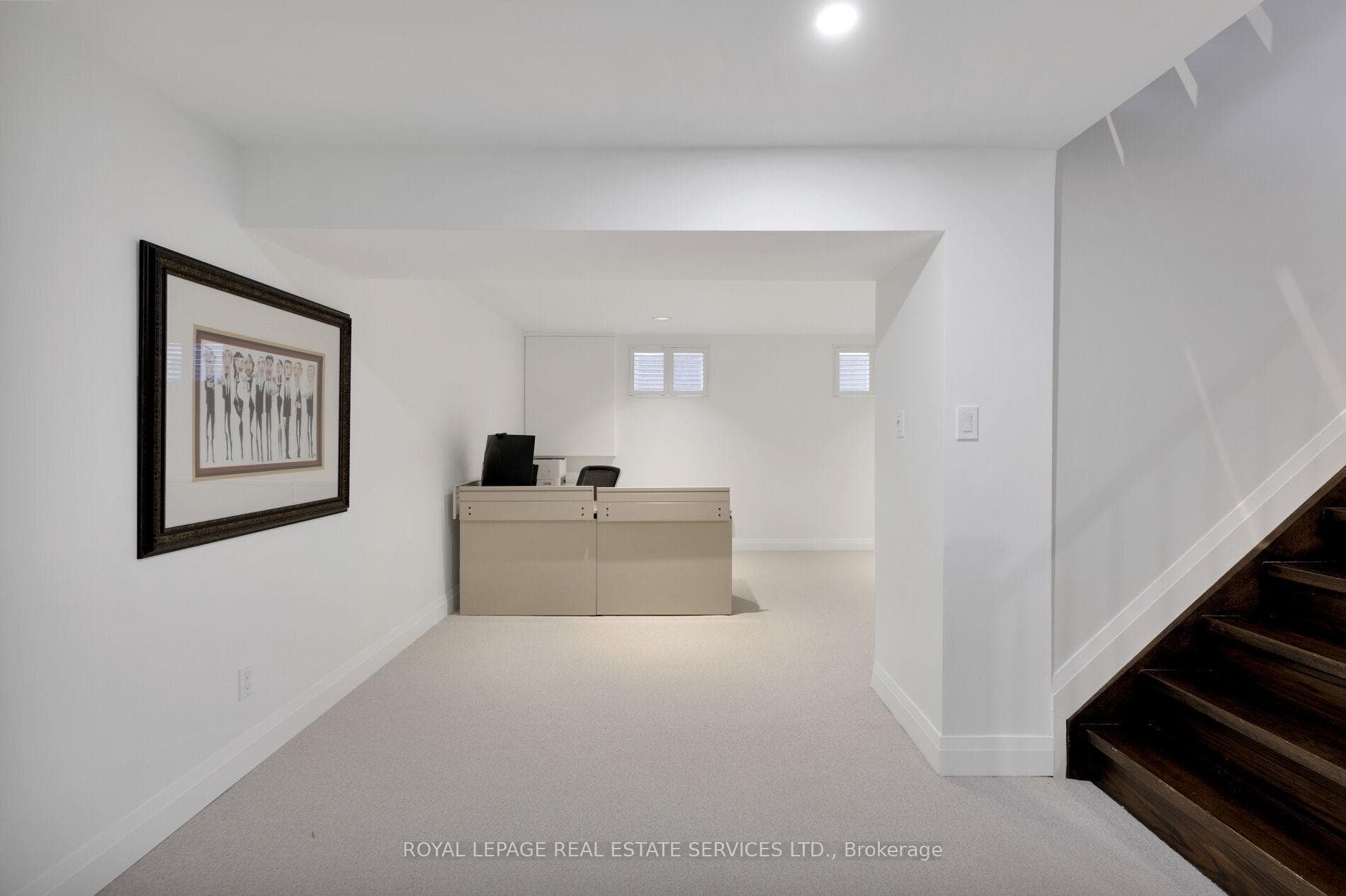 221 Richmond Road photo 40