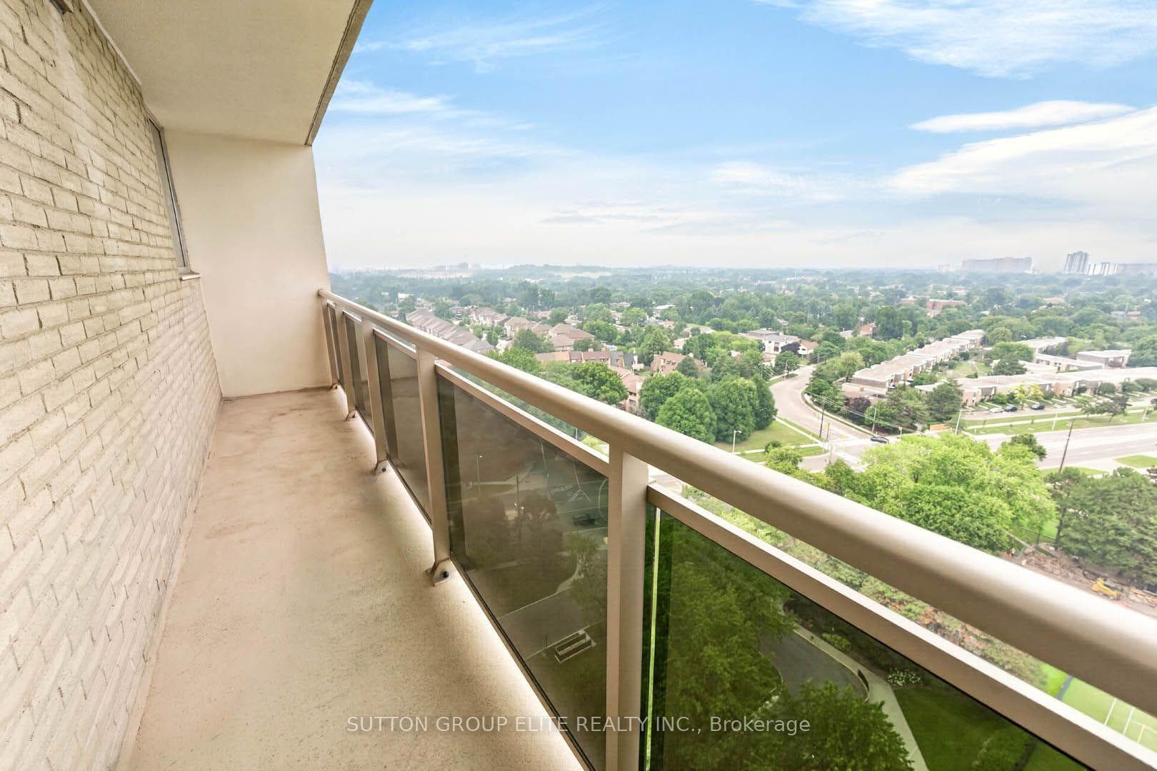 820 Burnhamthorpe Road Unit 2010 photo 20