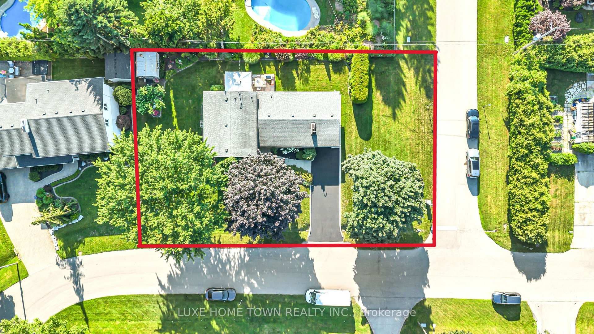 12 Mcnab Drive photo 48
