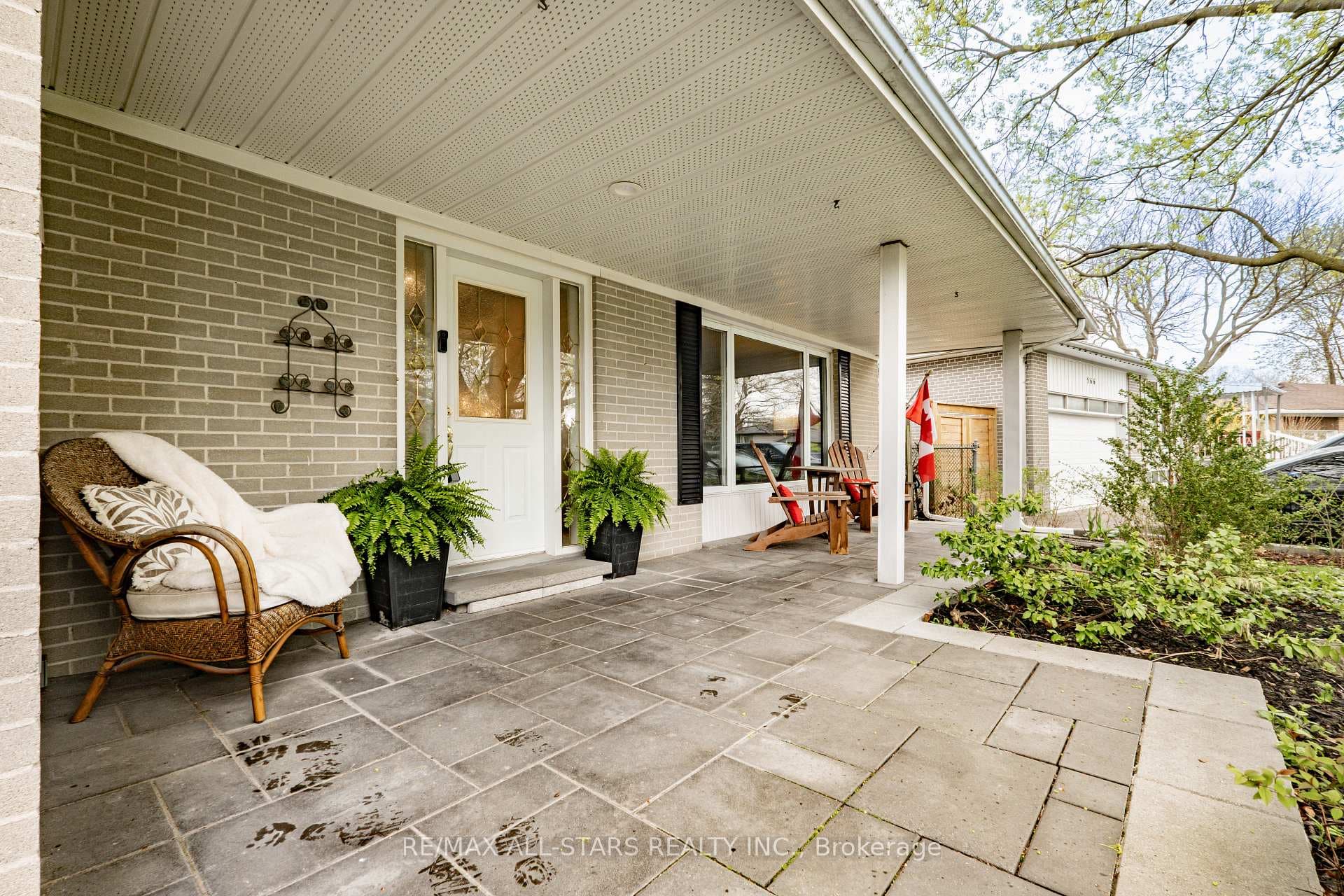 562 Maystone Court photo 5
