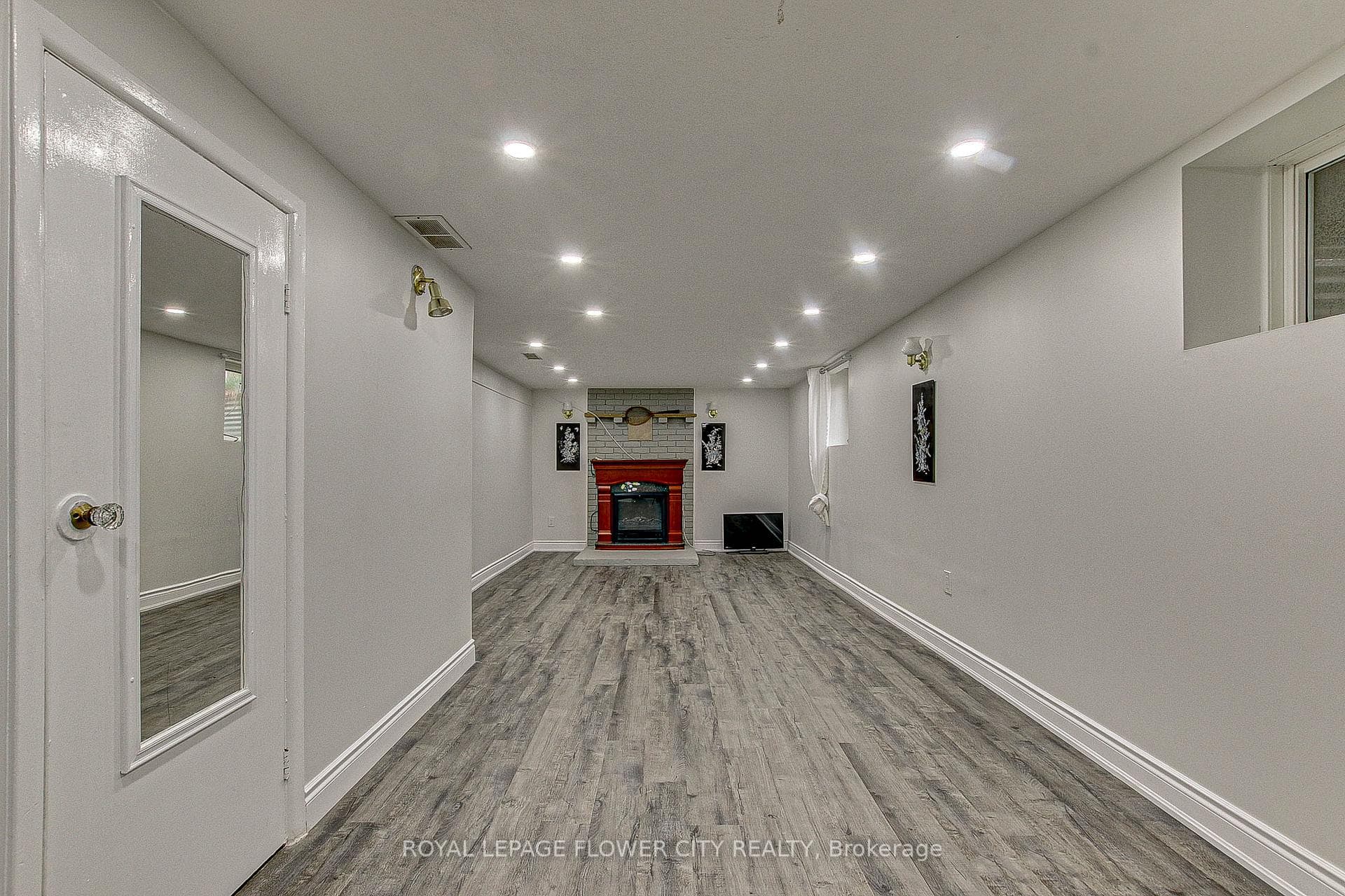 154 Burnside Drive photo 18