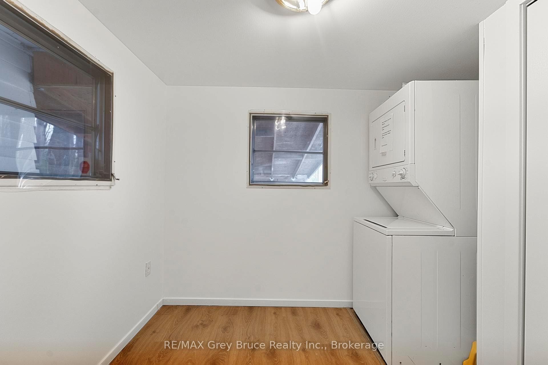 124 Stanley Drive photo 31