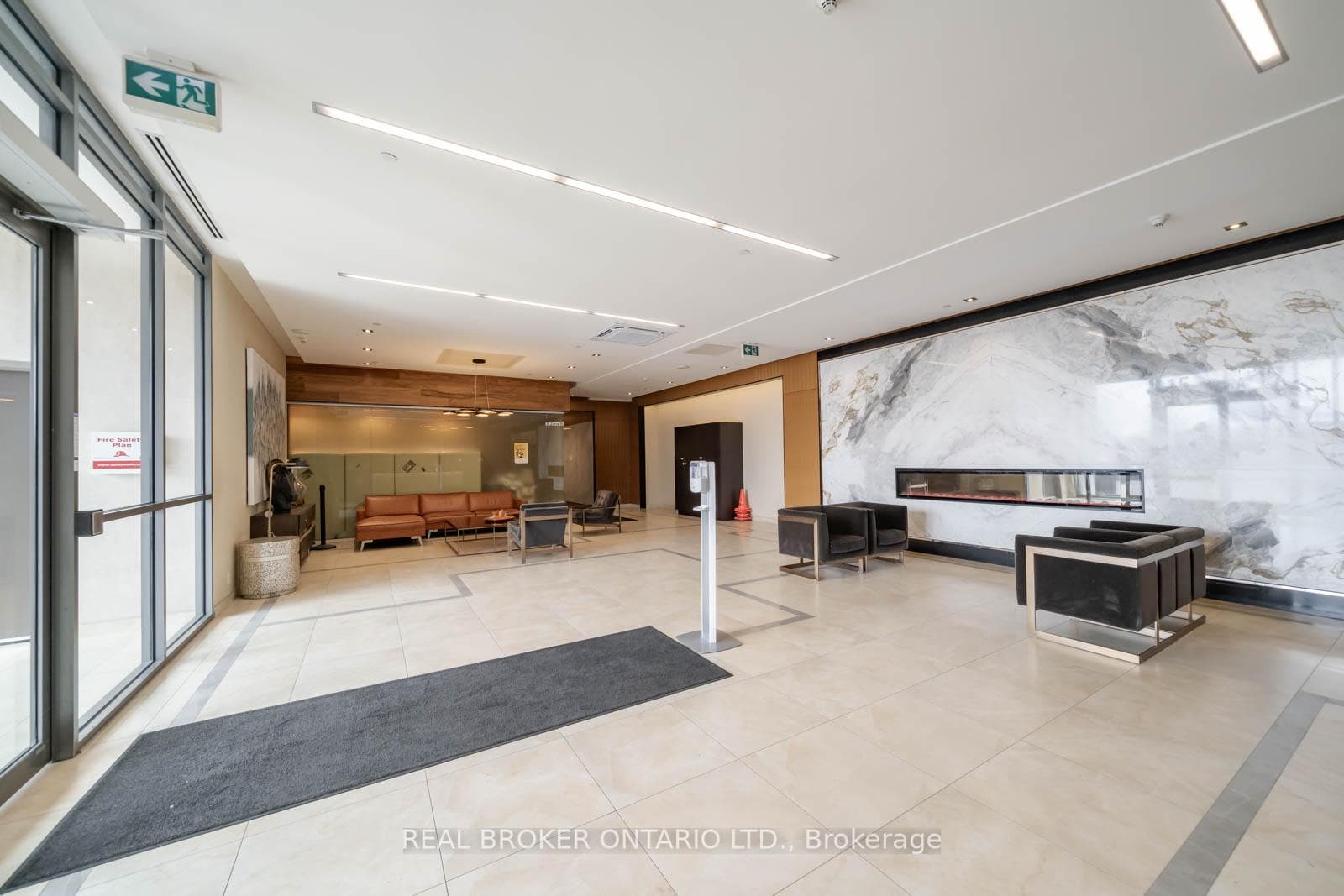 15 Zorra Street Unit 1801 photo 27