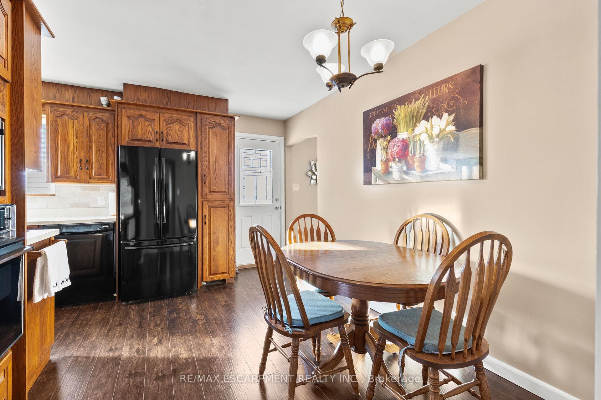 51 Elliott Avenue photo 10