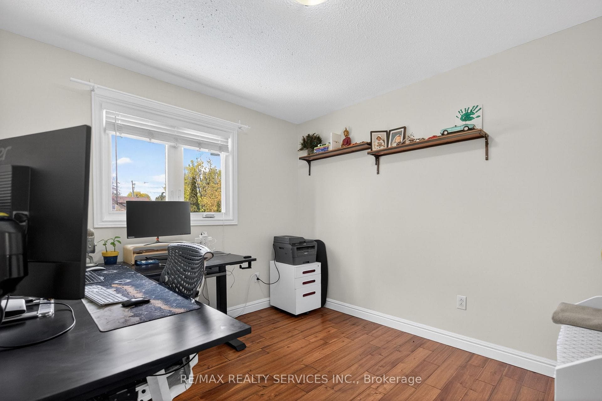 2 Dunbar Drive photo 35