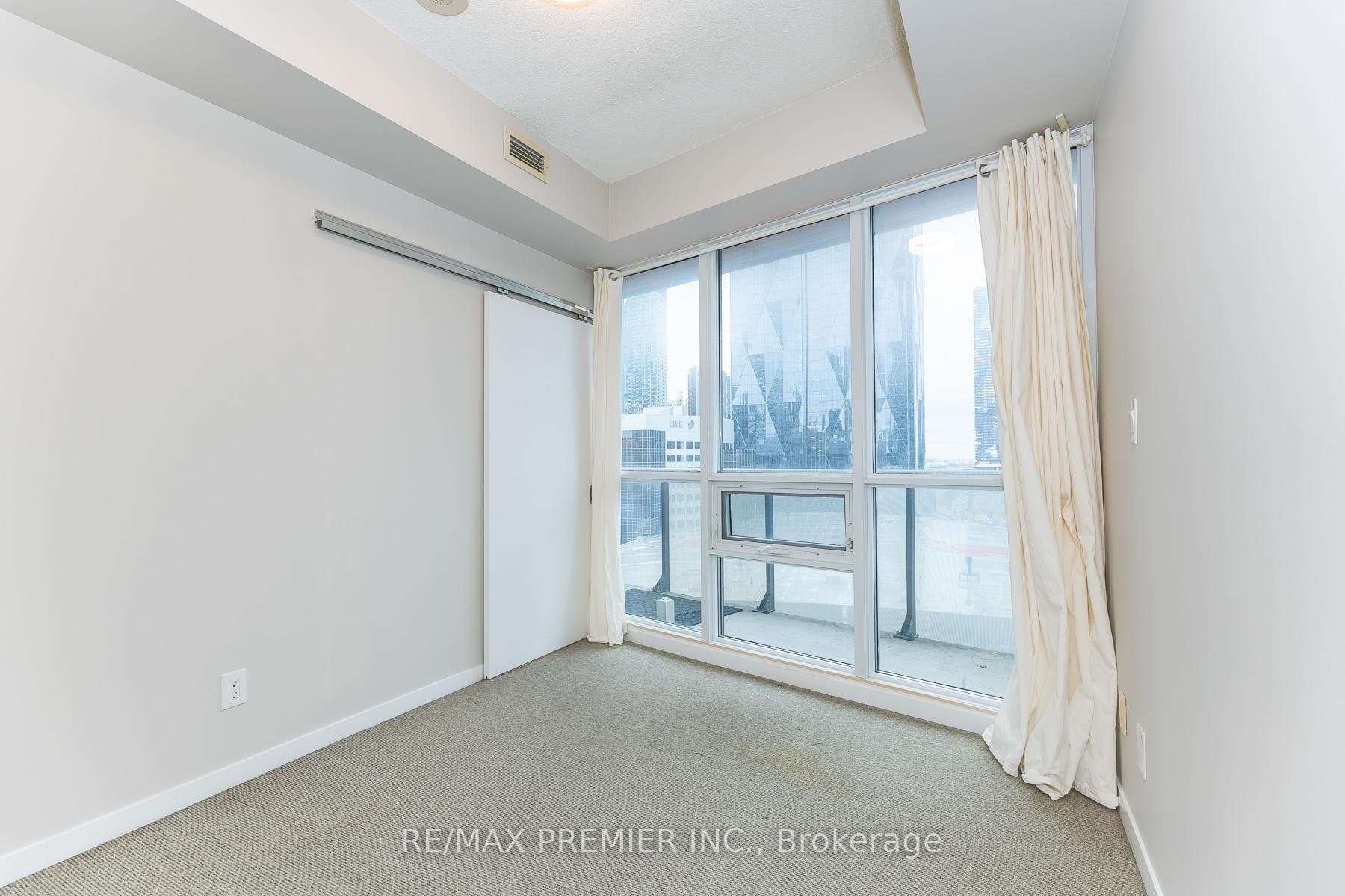 65 Bremner Boulevard Unit 1308 photo 28