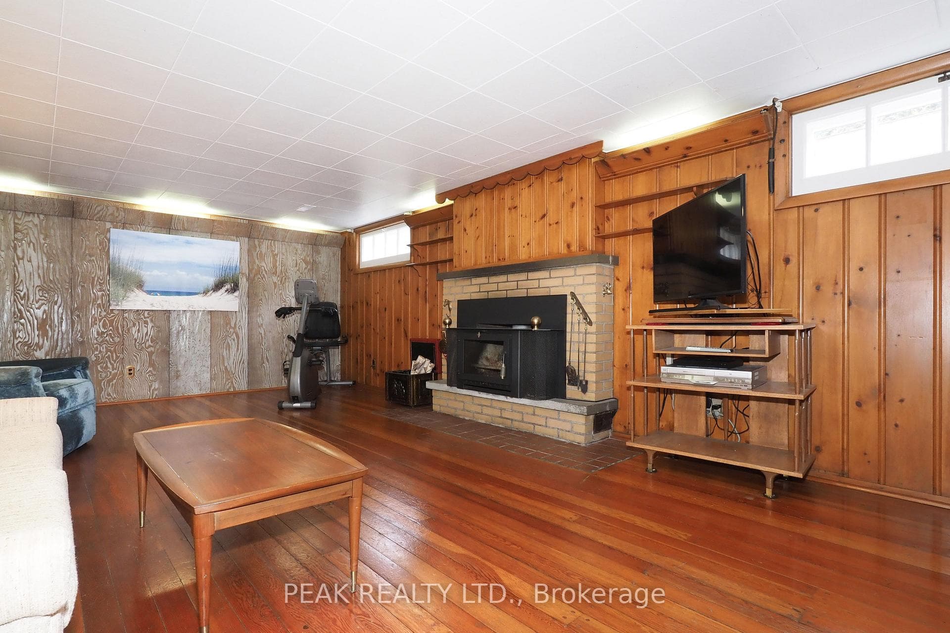 159 Riverbank Drive photo 24