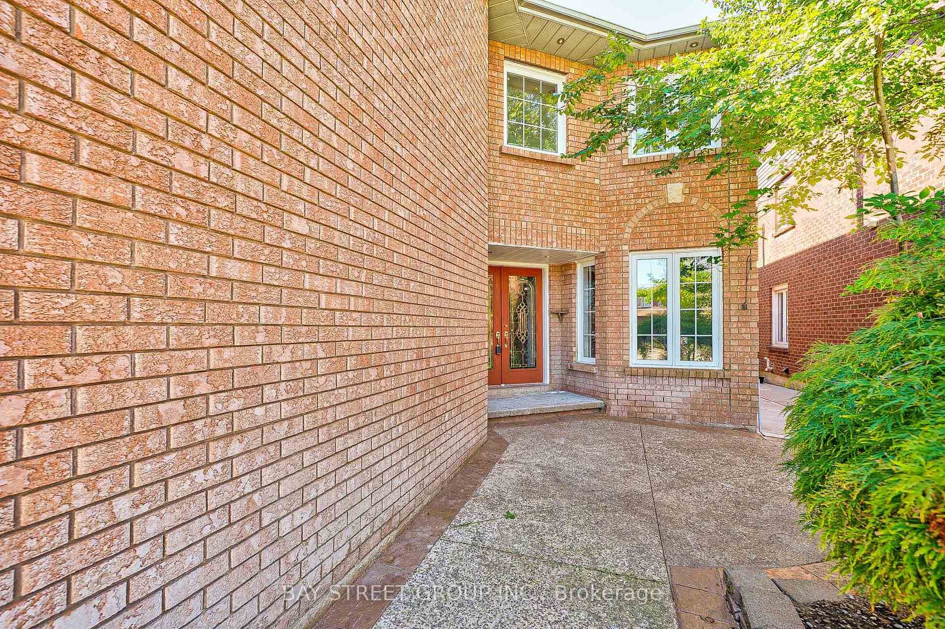 6096 Silken Laumann Way photo 2