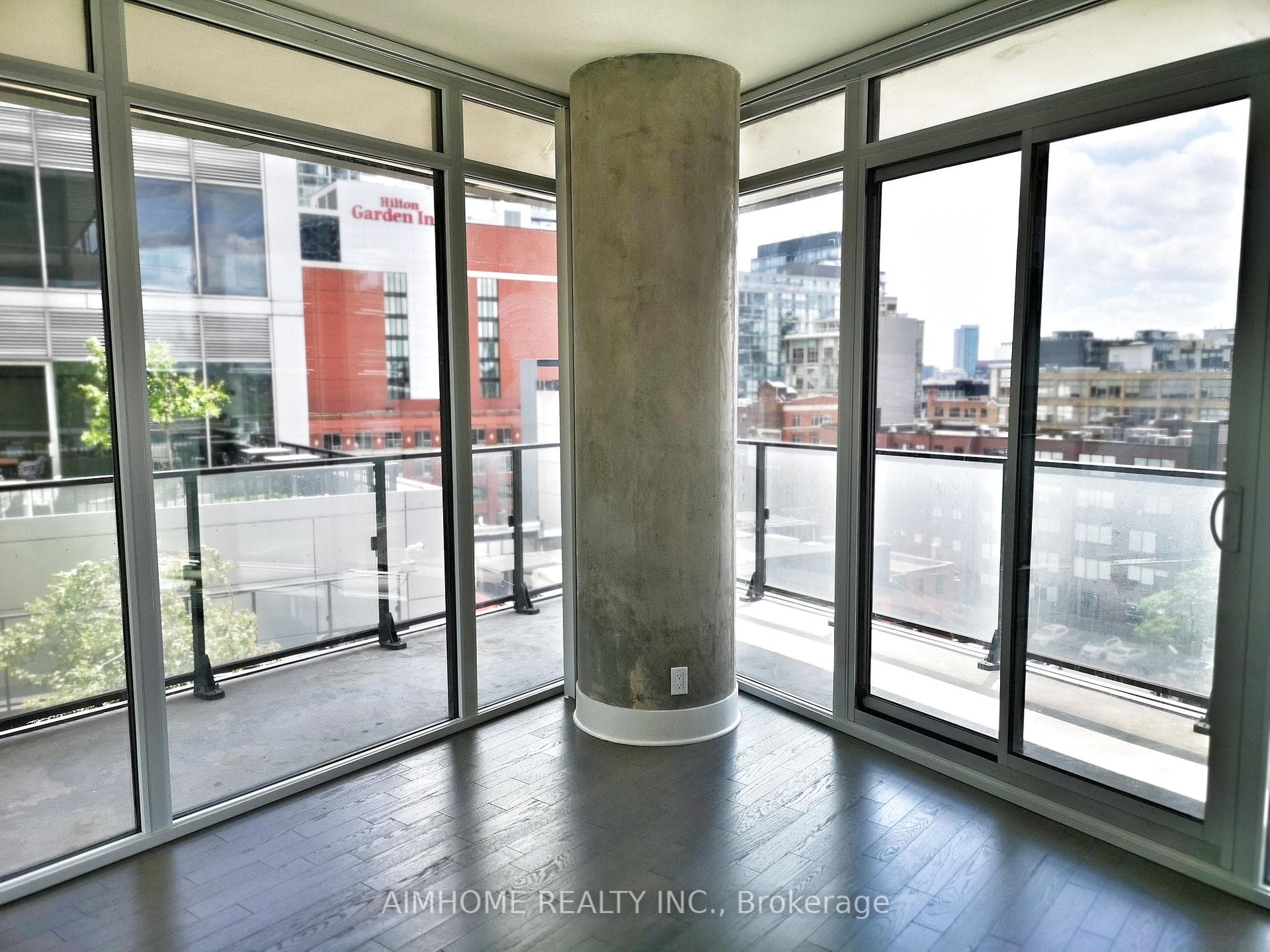 125 Peter Street Unit 601 photo 12