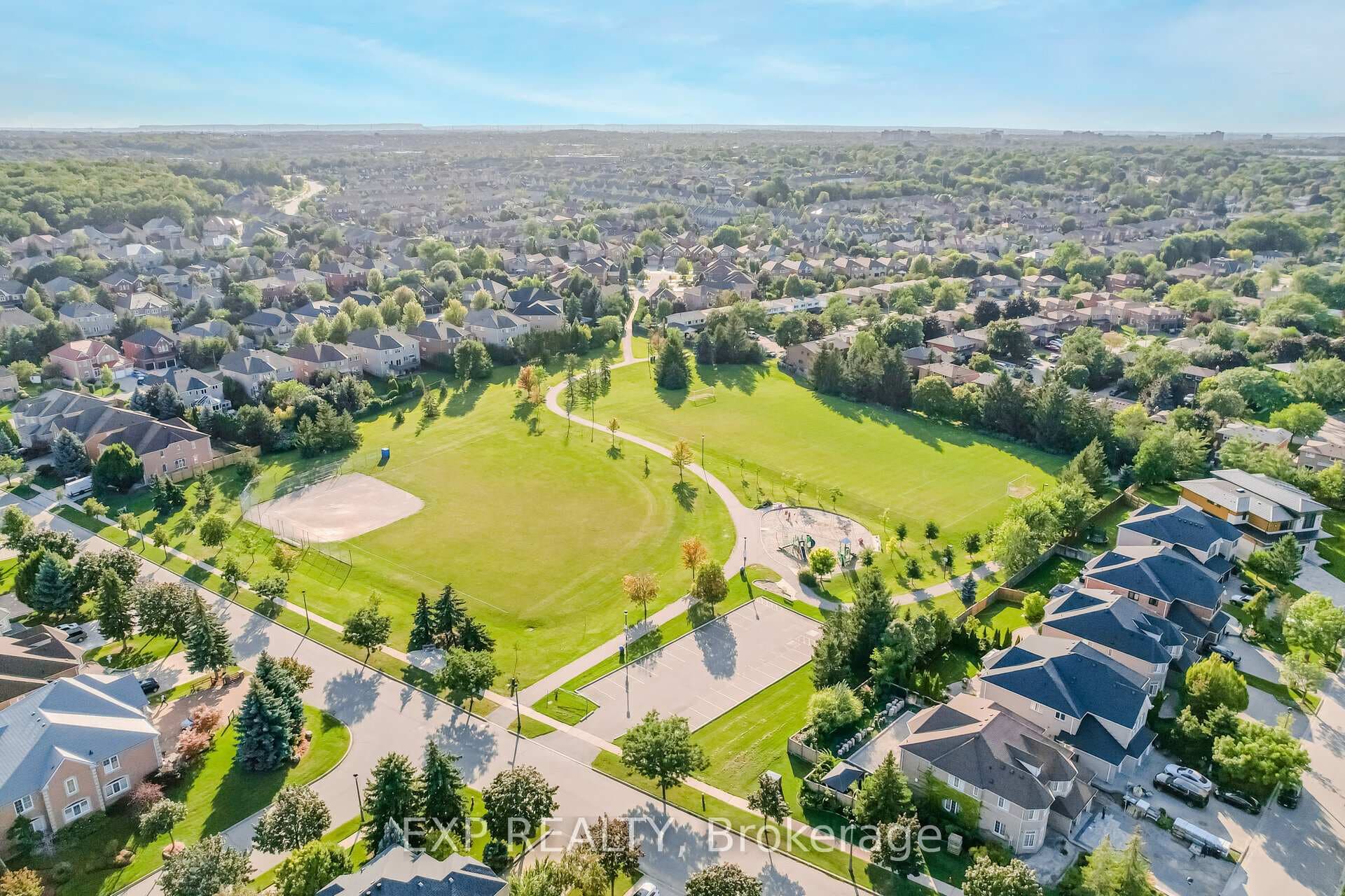 2166 Erin Centre Boulevard photo 39