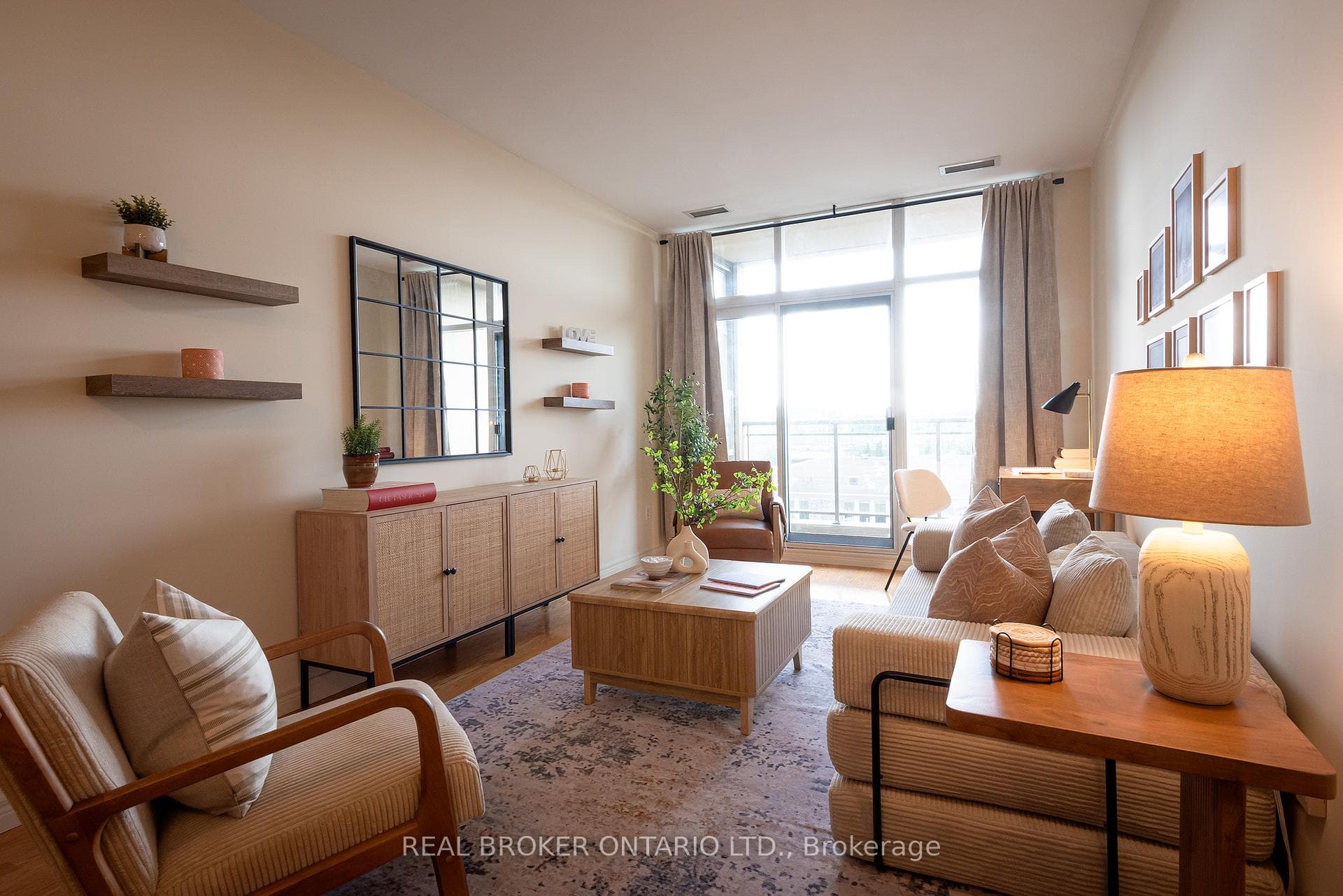 1 Leaside Park Drive Unit 404 photo 5