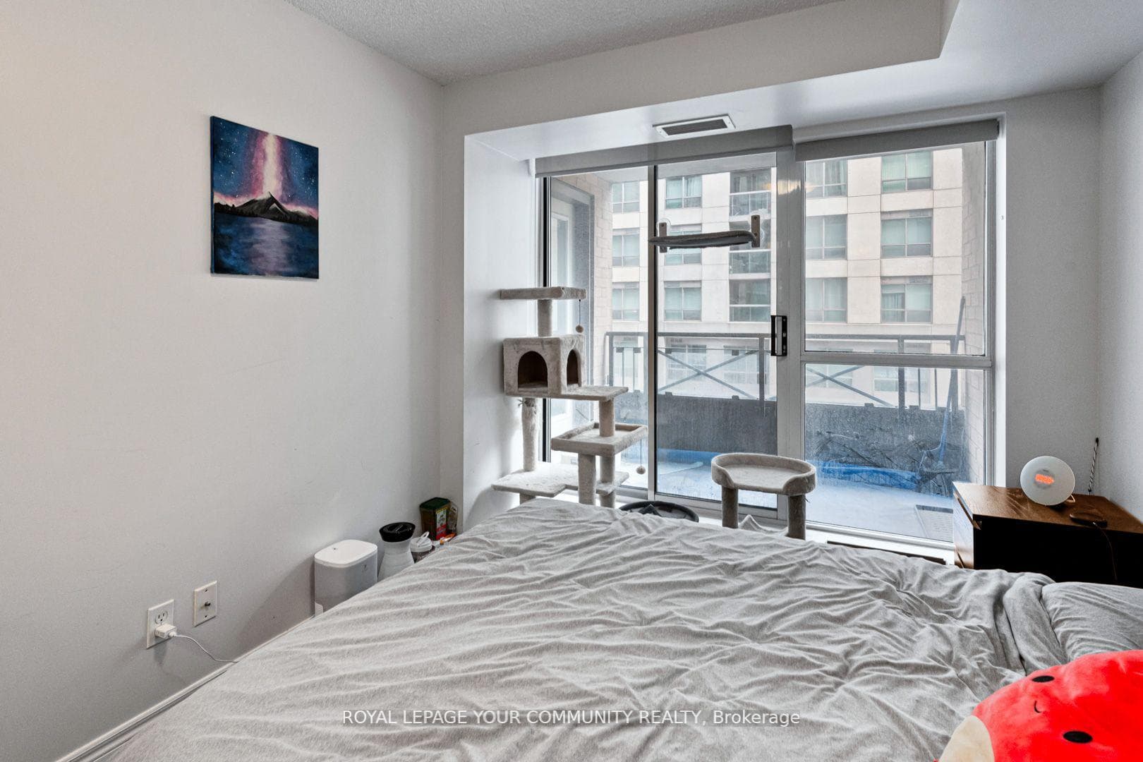 140 Simcoe Street Unit 307 photo 15