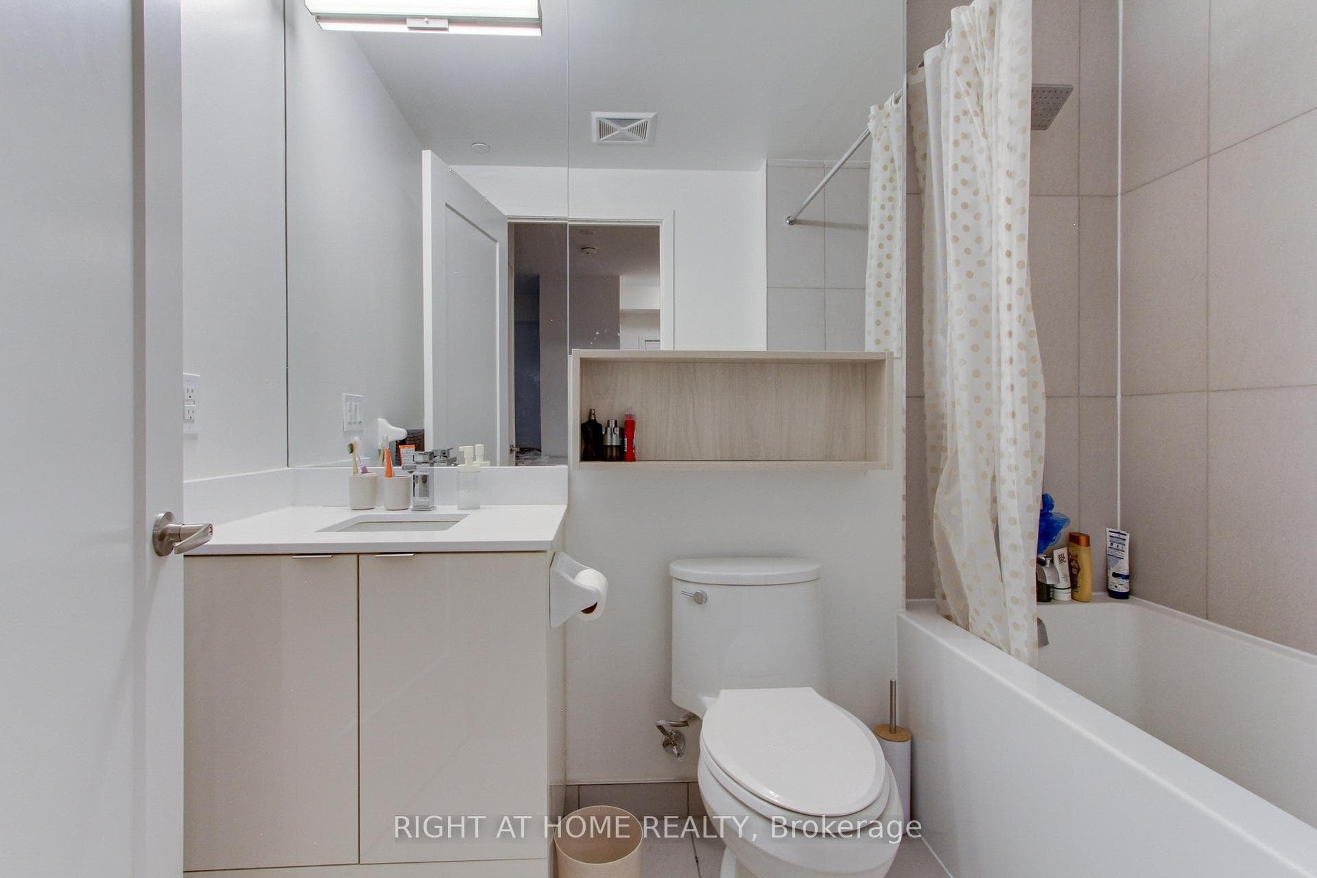 70 Princess Street Unit 312 B E photo 21
