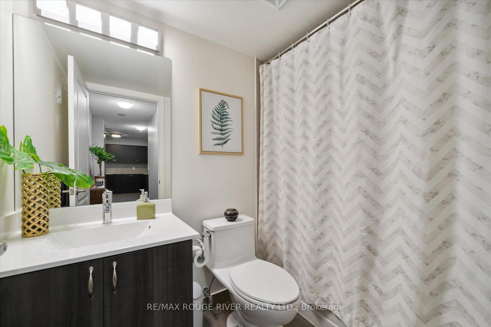1235 Bayly Street Unit 902 photo 27