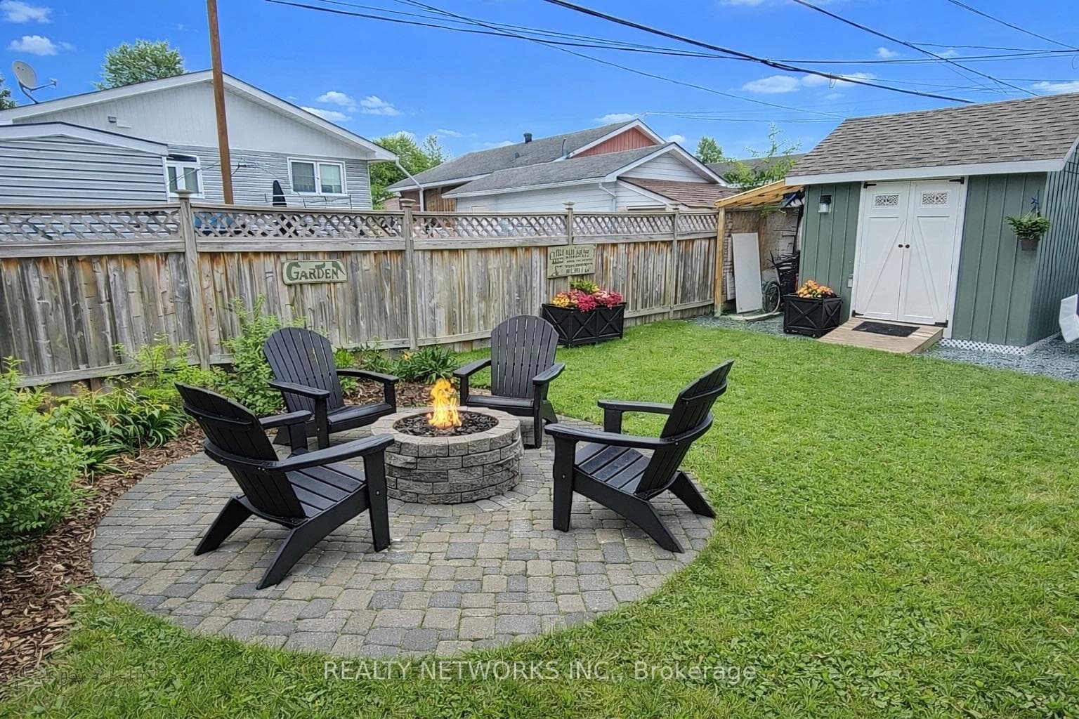 622 University Street photo 17