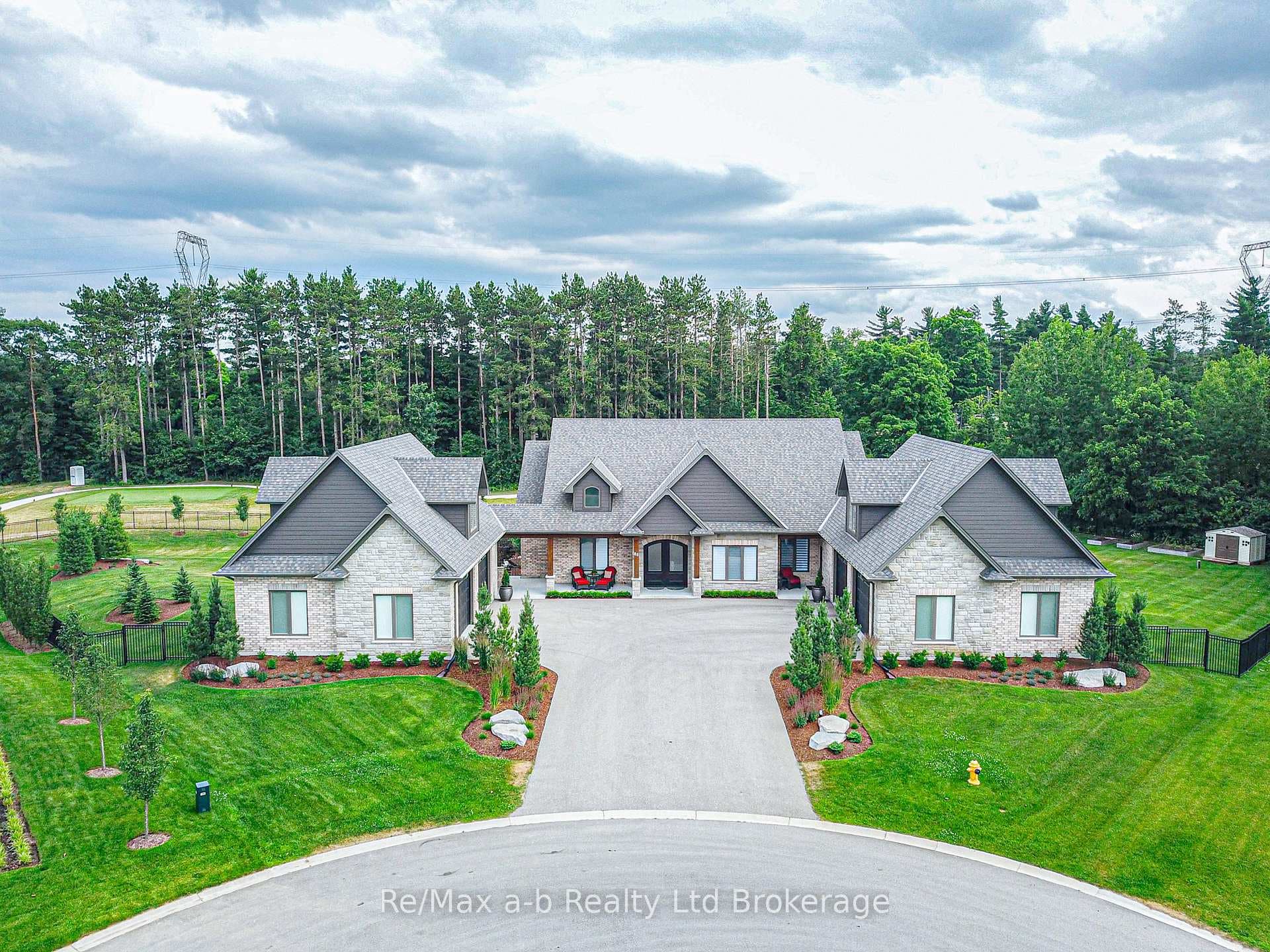 88 Otterview Drive photo 2