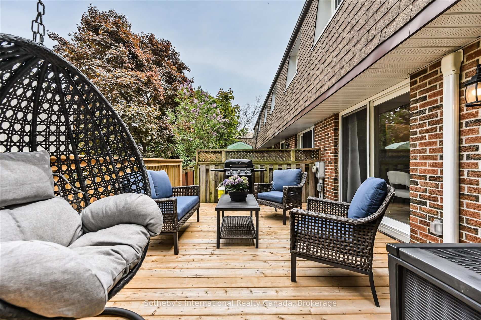217 Kingham Road photo 43