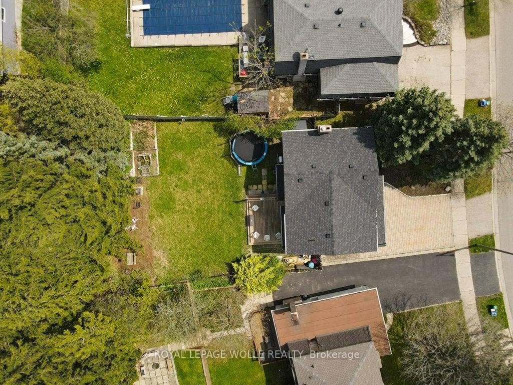 8 Elm Ridge Drive photo 36