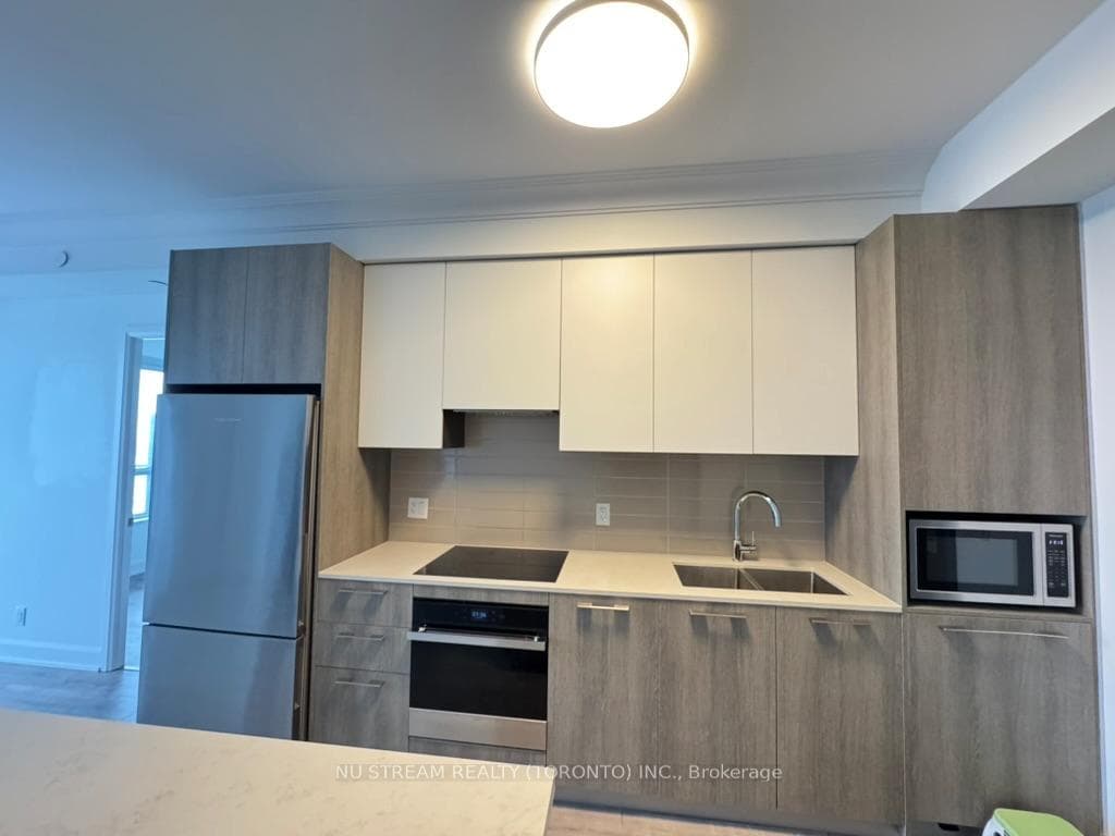 8 Water Walk Drive Unit 3702 photo 3
