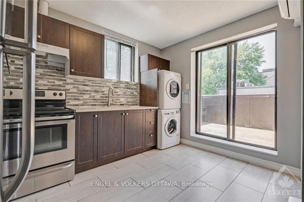 472 RIDEAU Street Unit A photo 9