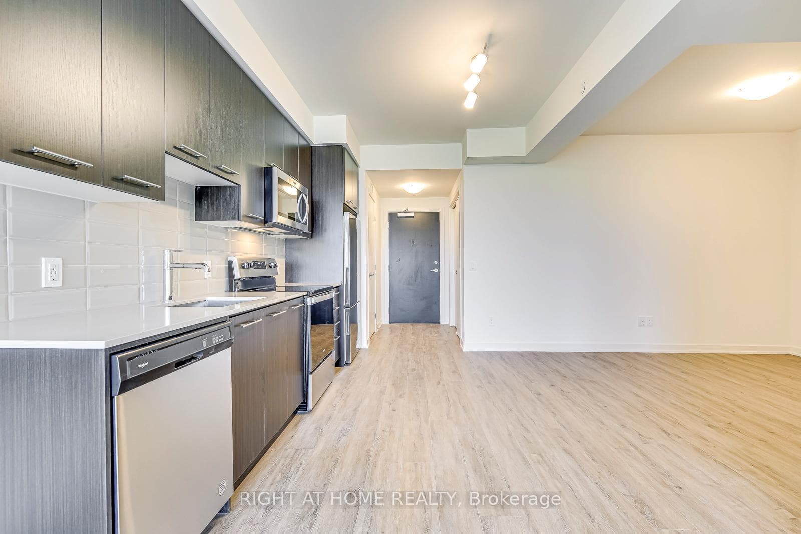 385 Winston Road Unit 1103 photo 11