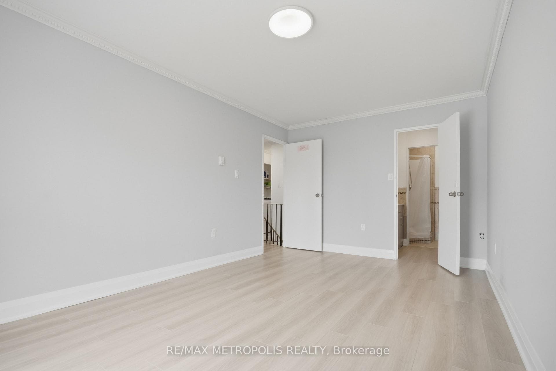 100 Mornelle Court Unit 2026 photo 13
