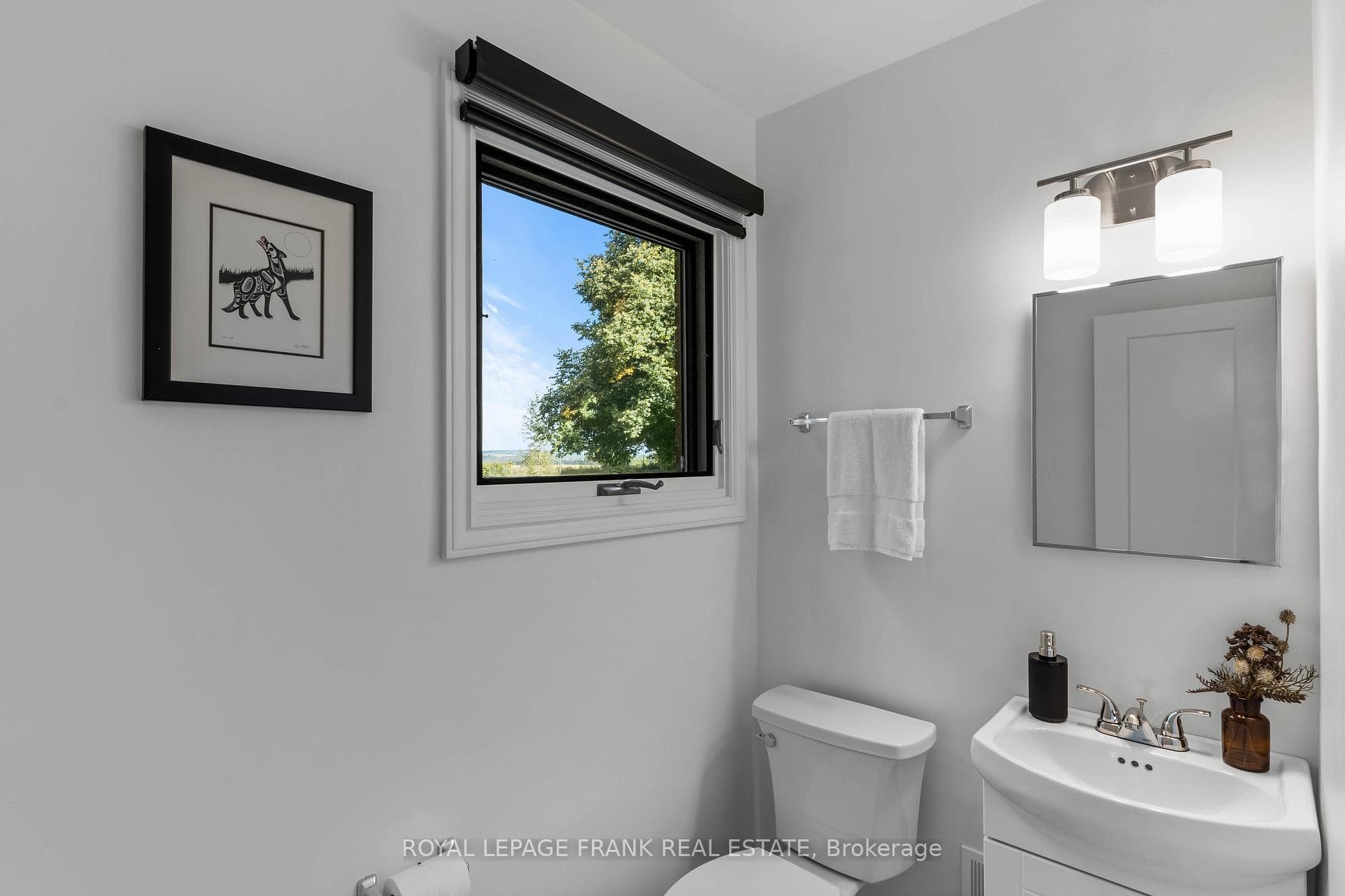 13683 Old Simcoe Road photo 22