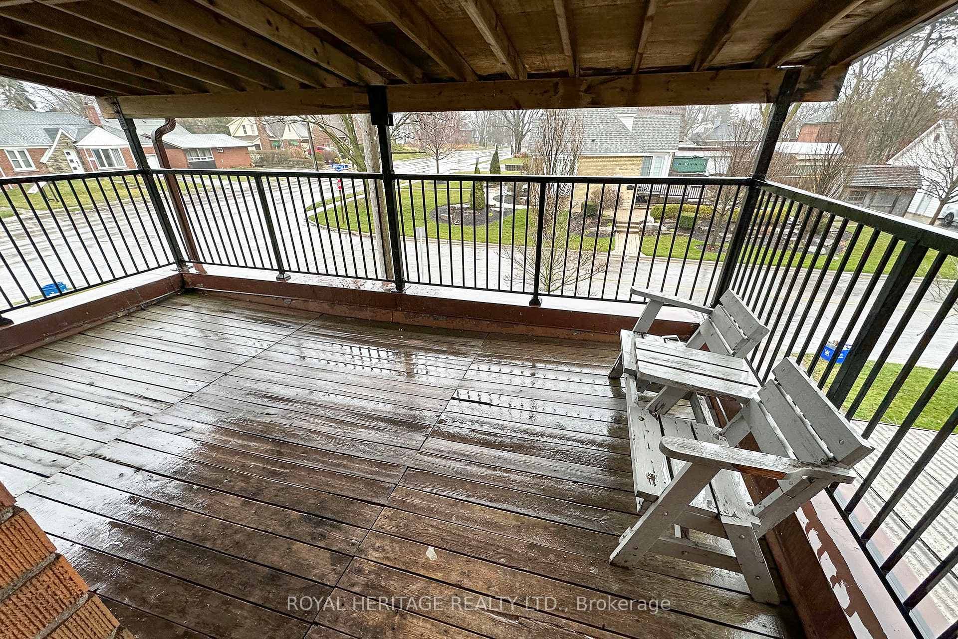 445 King Street photo 9