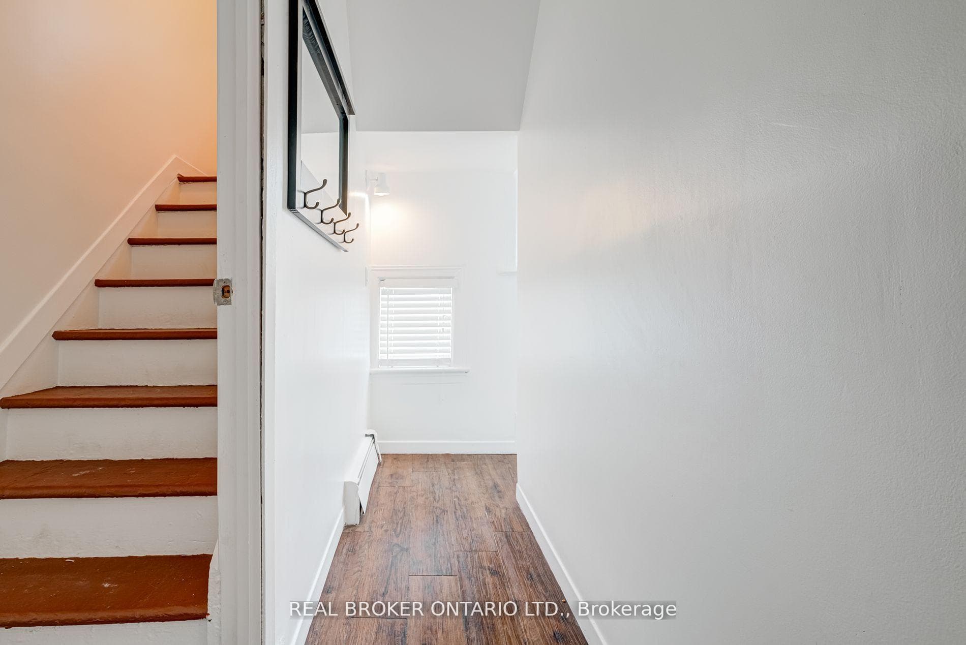 488 Logan Avenue photo 3