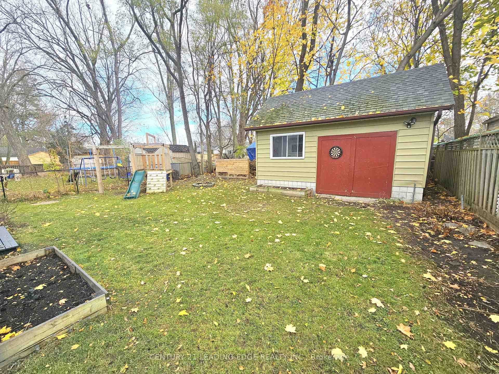221 Pleasant Boulevard photo 25