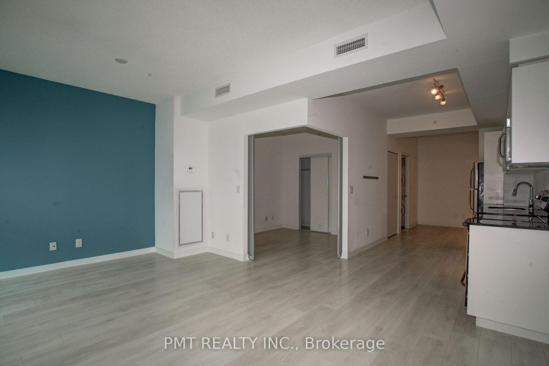 150 East Liberty Street Unit 1505 photo 10